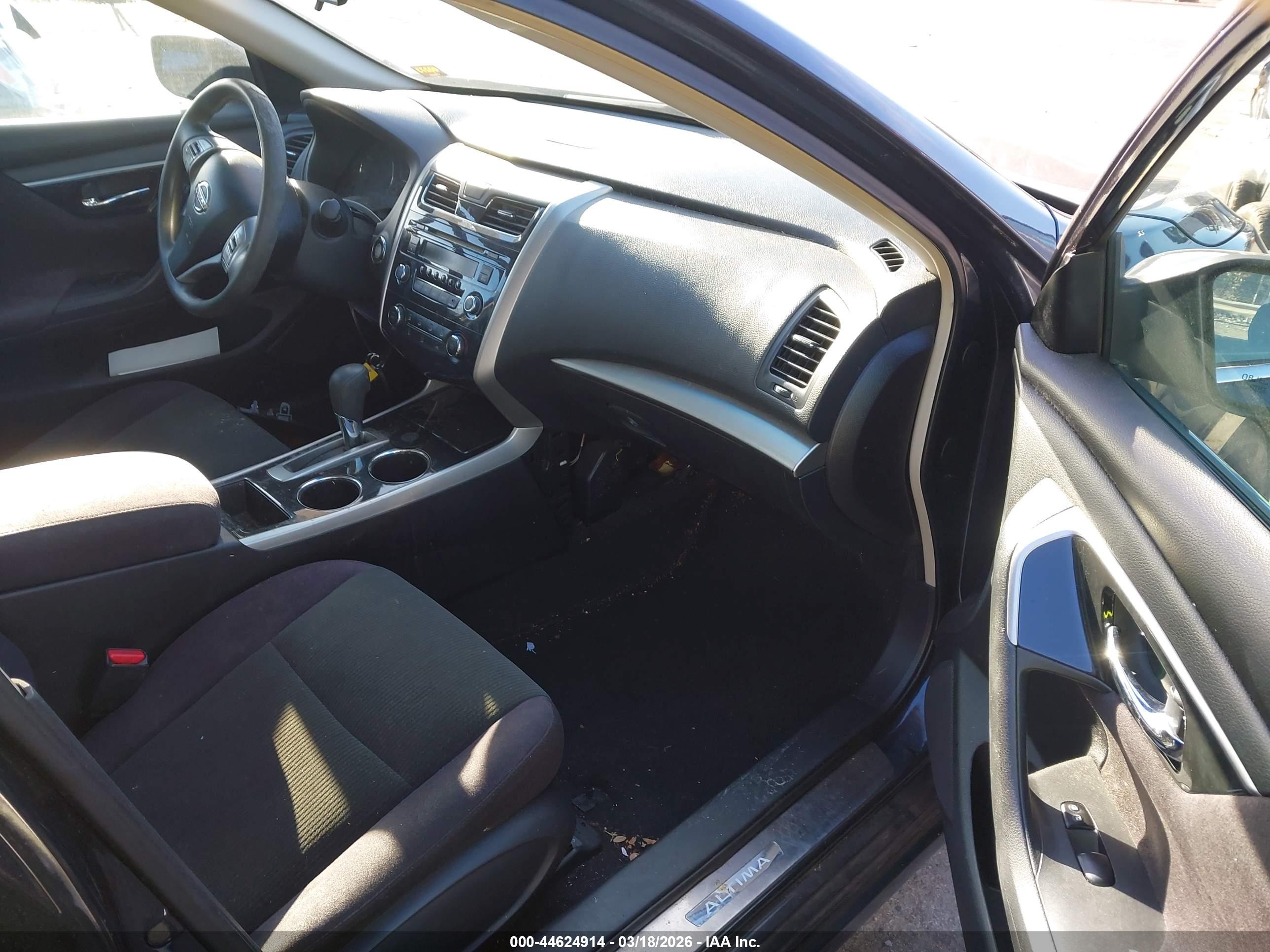 NISSAN ALTIMA image 5