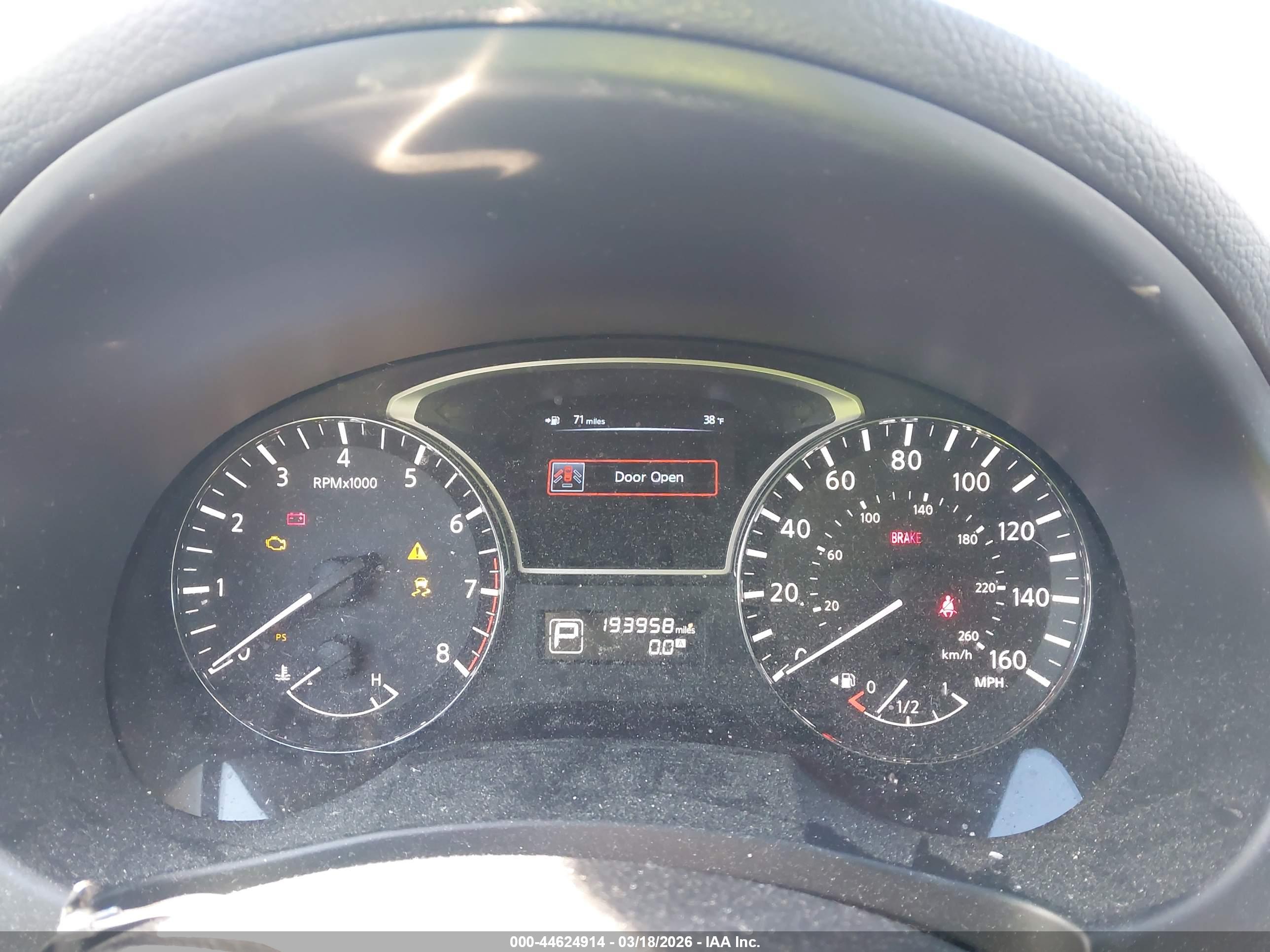 NISSAN ALTIMA image 7