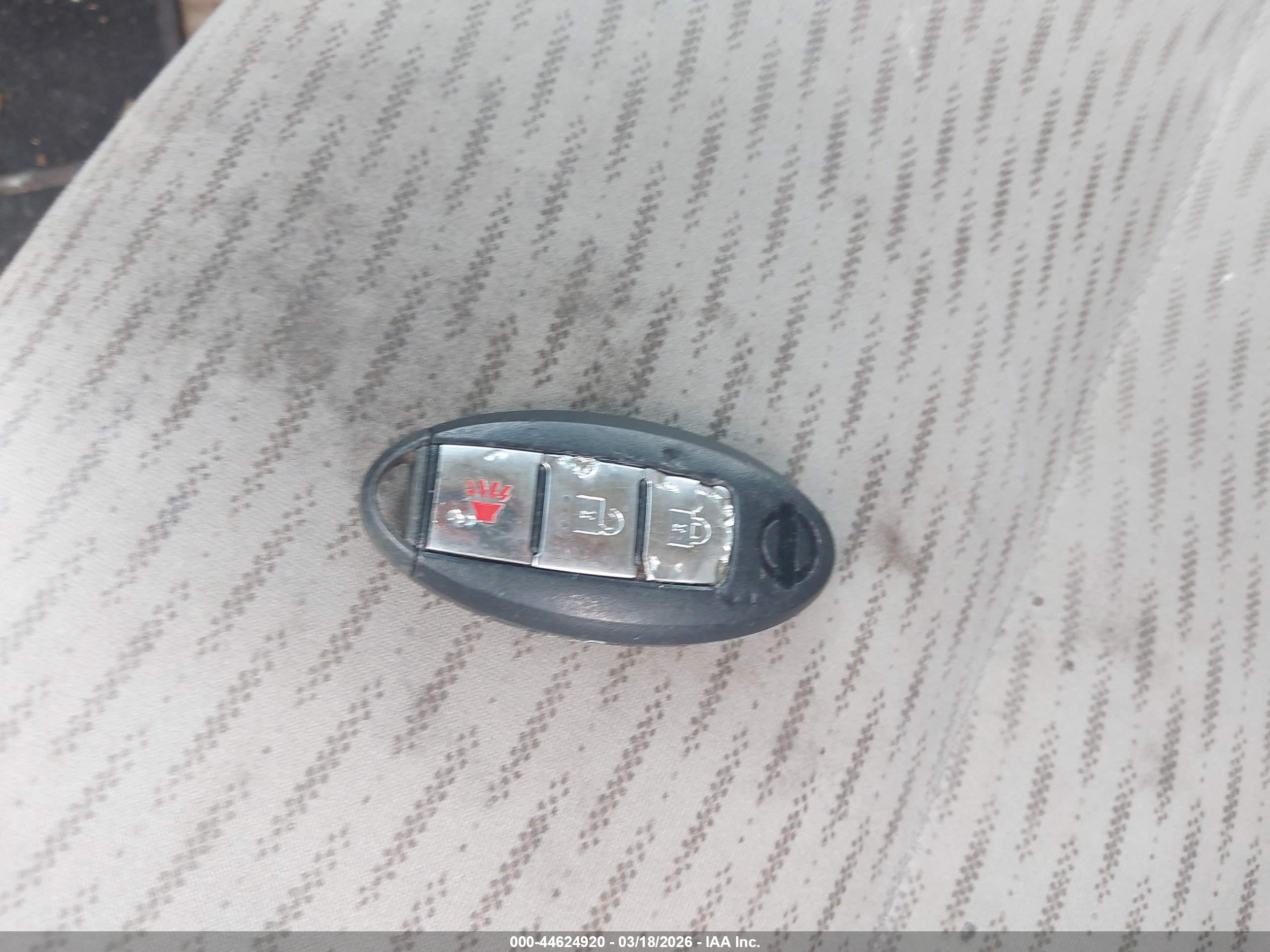 NISSAN QUEST image 11