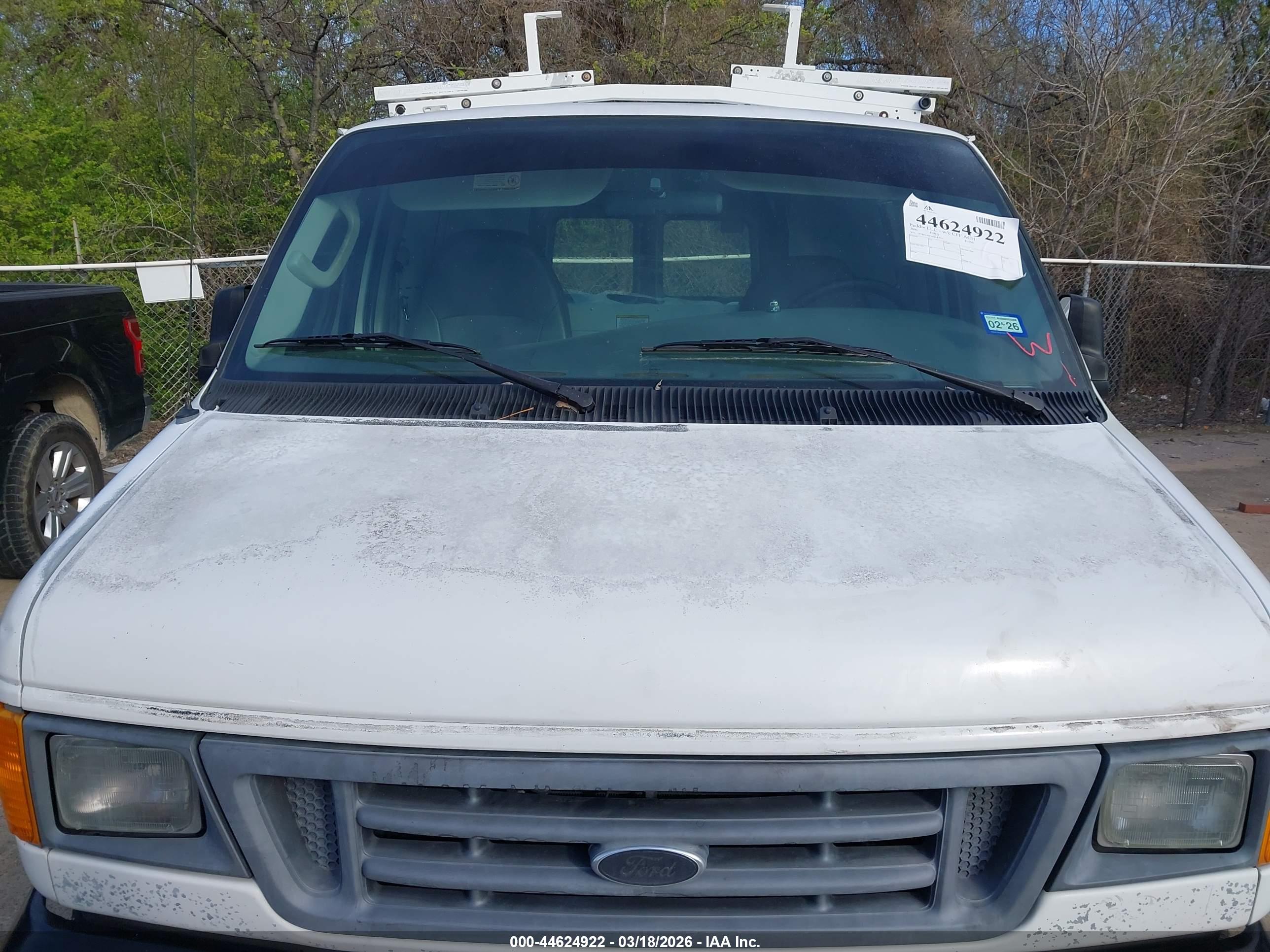 FORD E-150 image 6