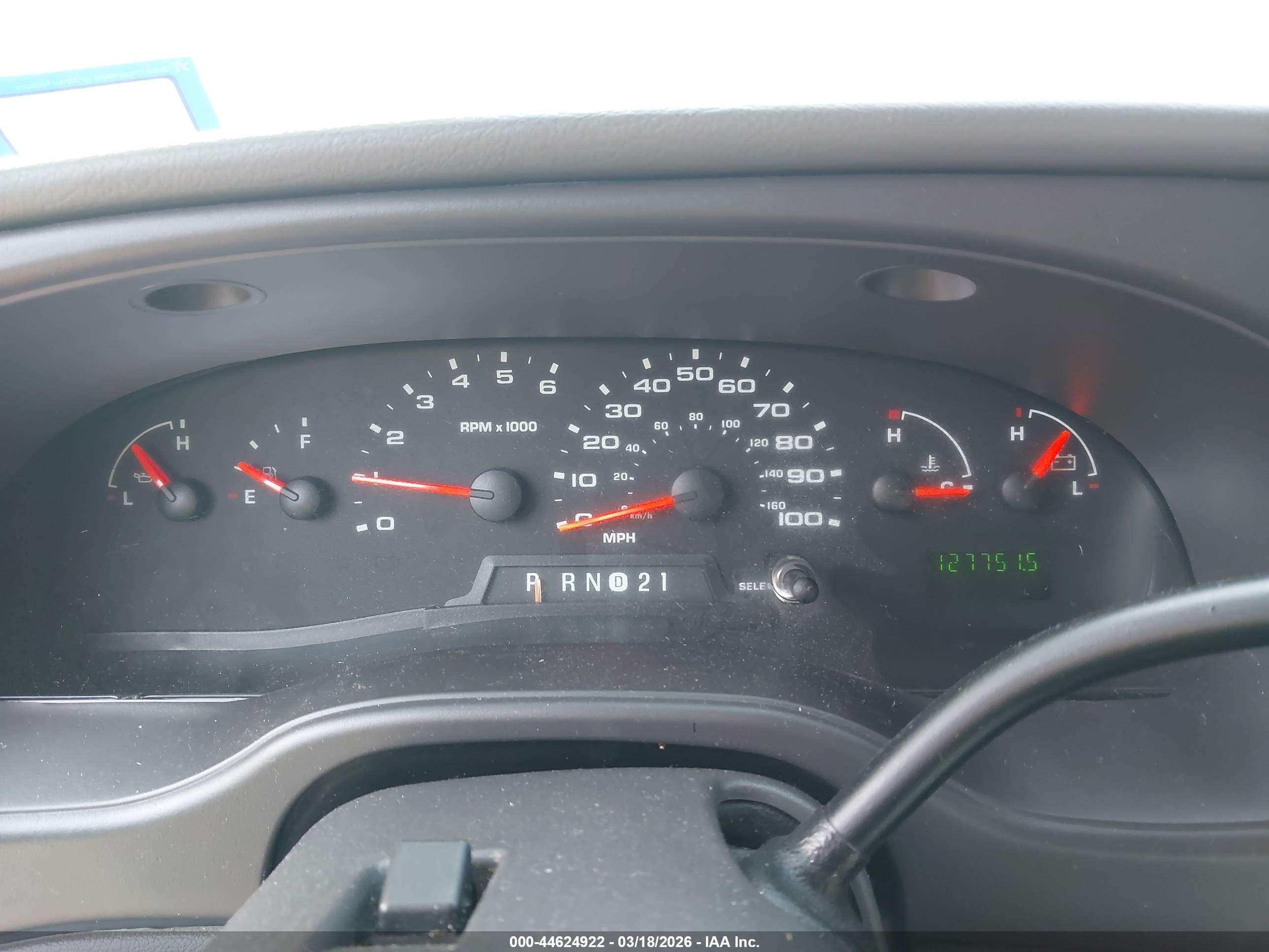 FORD E-150 image 7