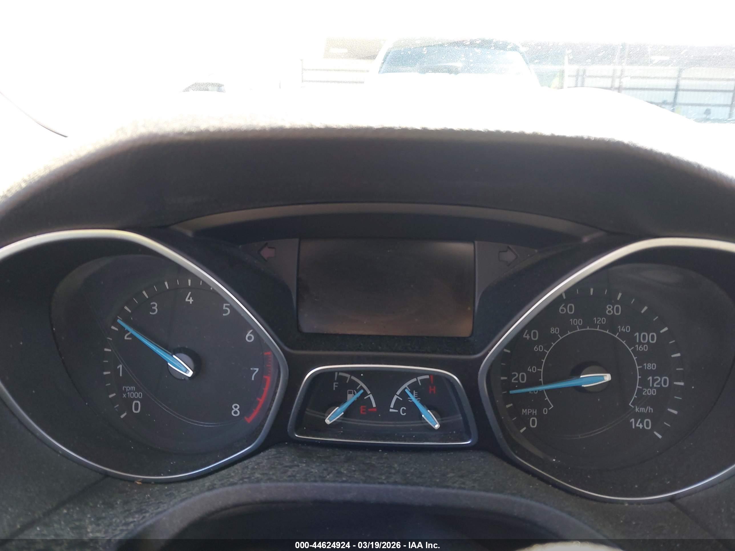 FORD FOCUS image 7