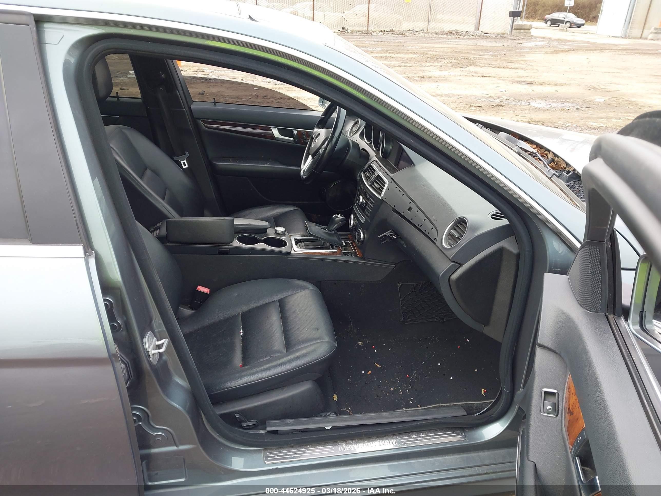 MERCEDES-BENZ C image 5