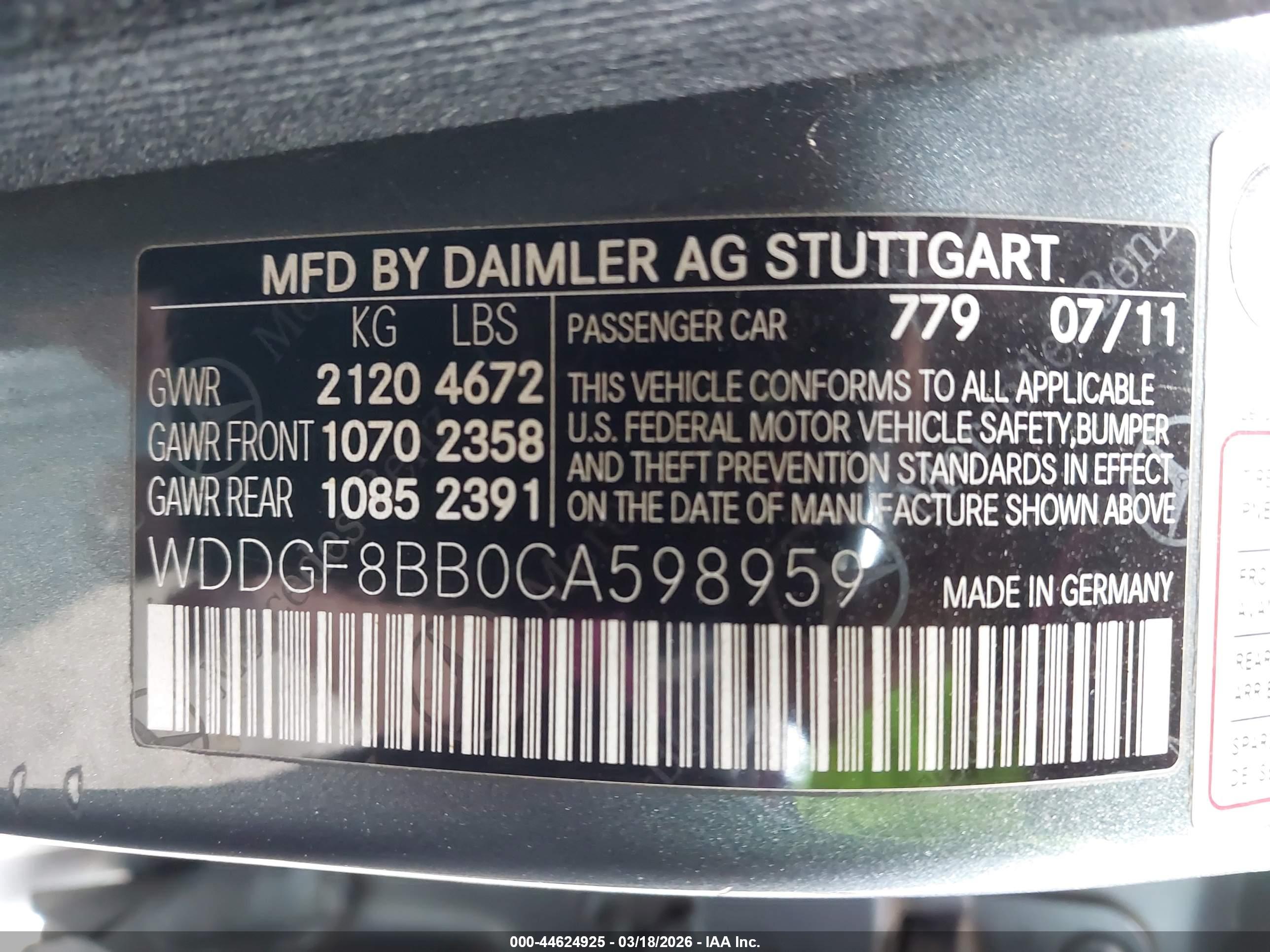 MERCEDES-BENZ C image 9