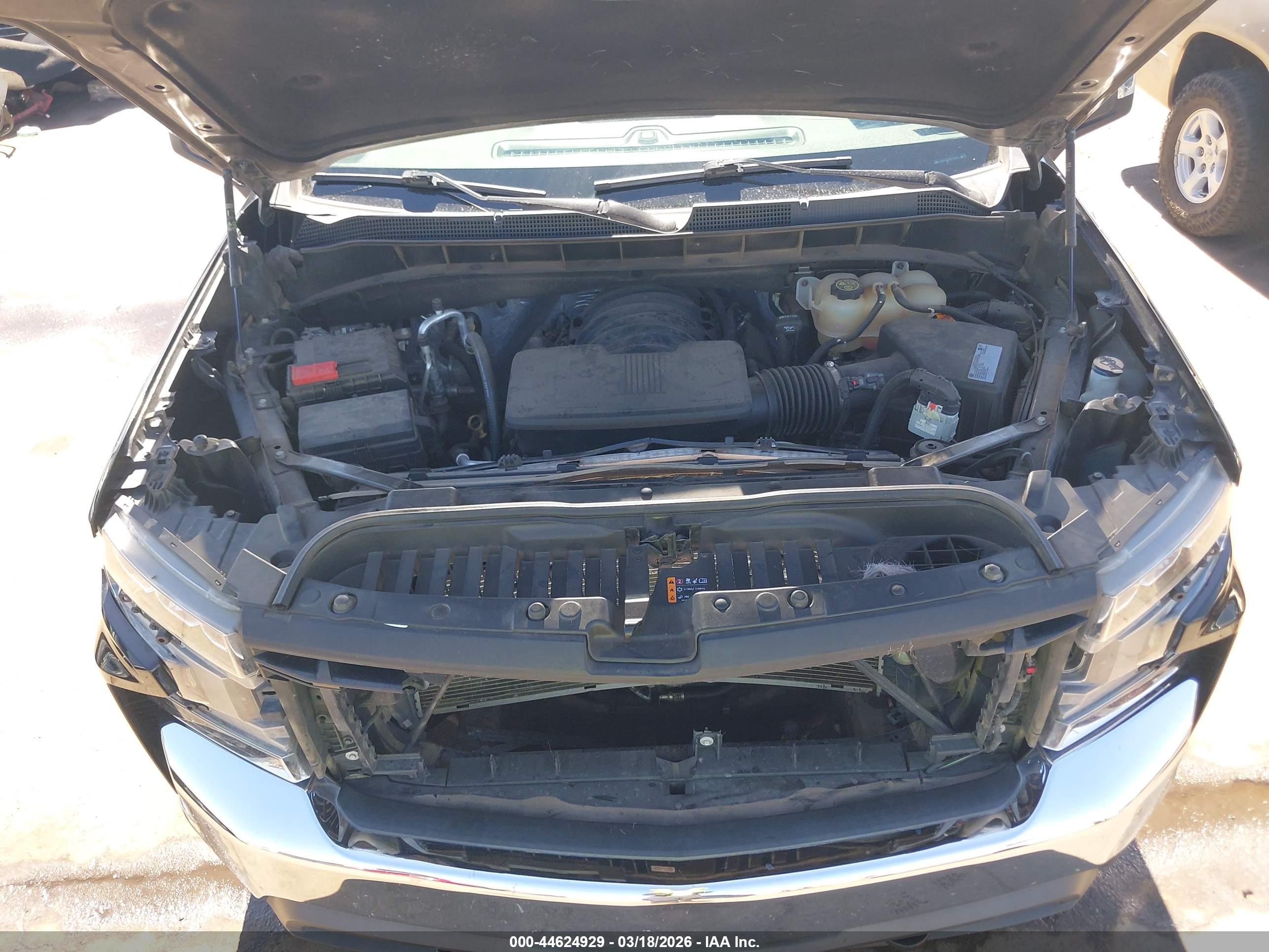 CHEVROLET SILVERADO image 10