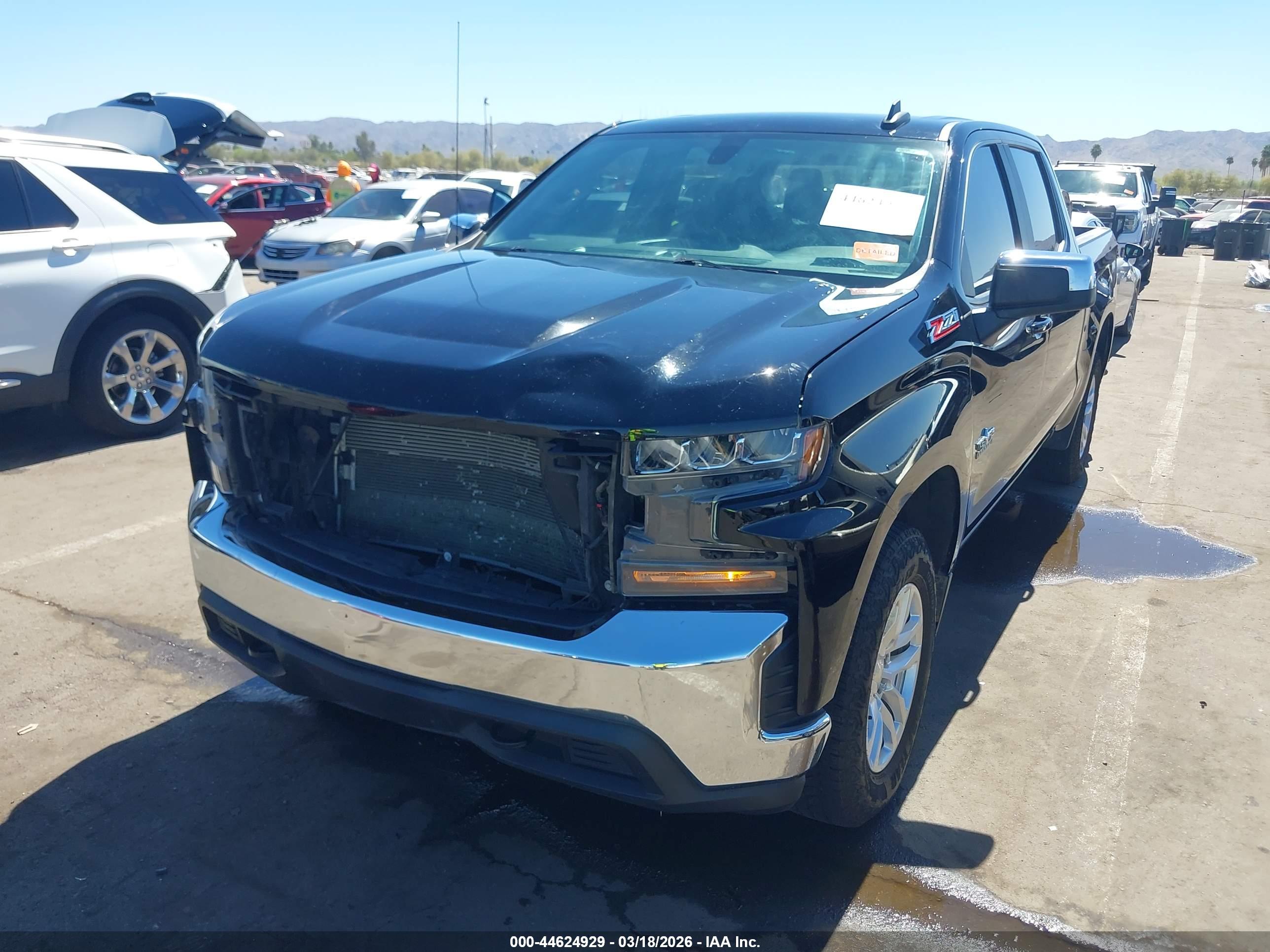 CHEVROLET SILVERADO image 6