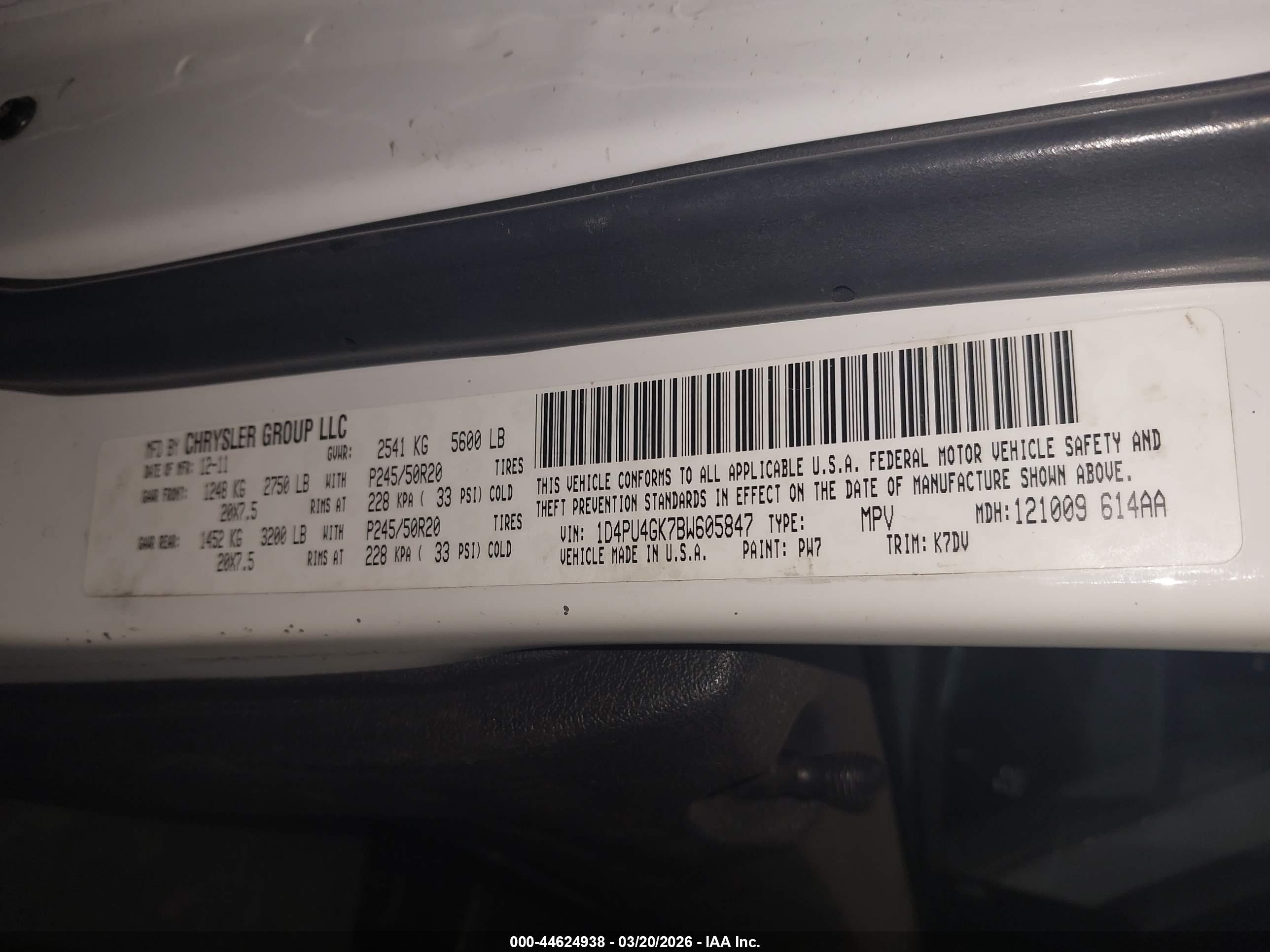 DODGE NITRO image 9