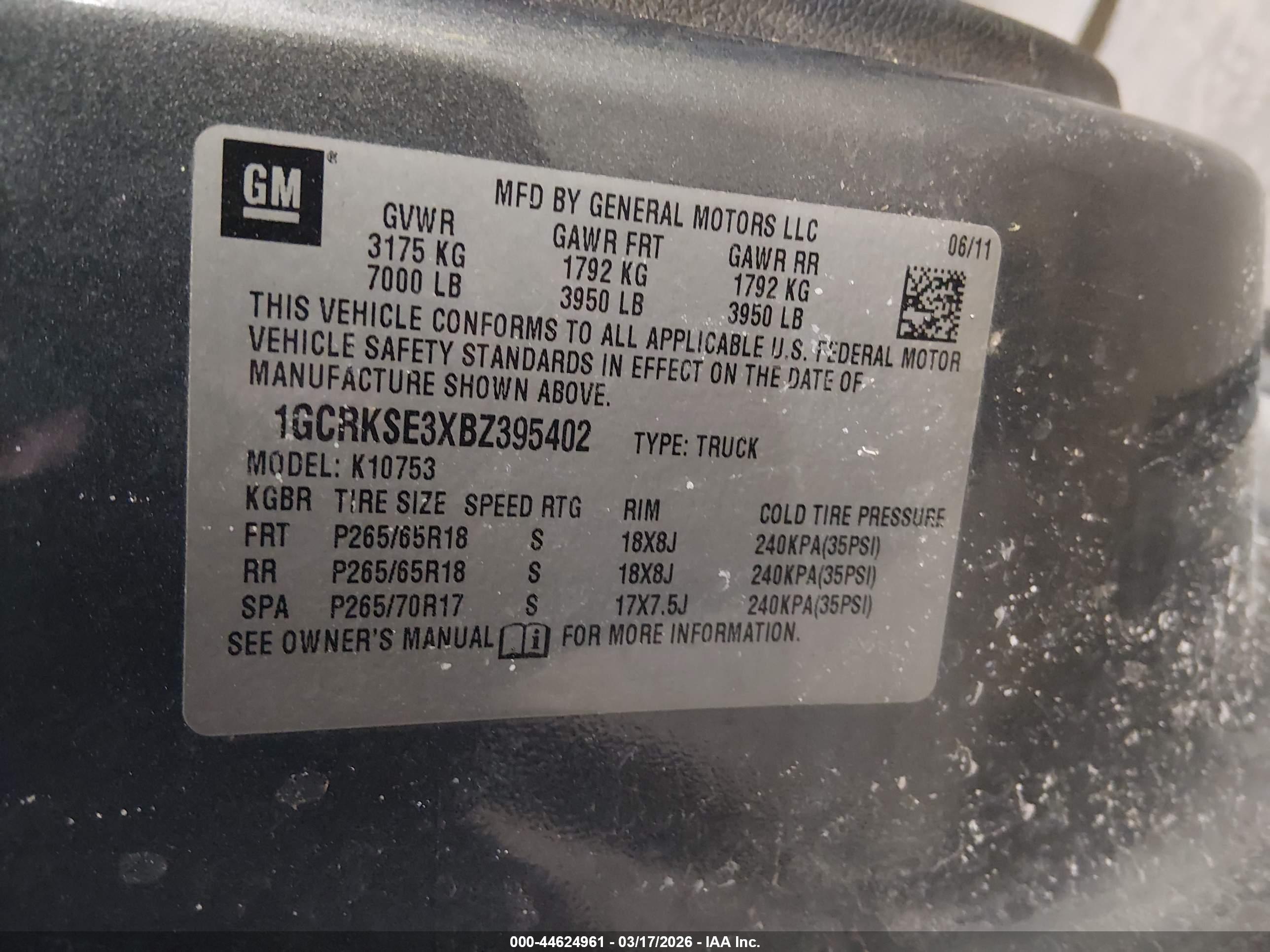 CHEVROLET SILVERADO image 9