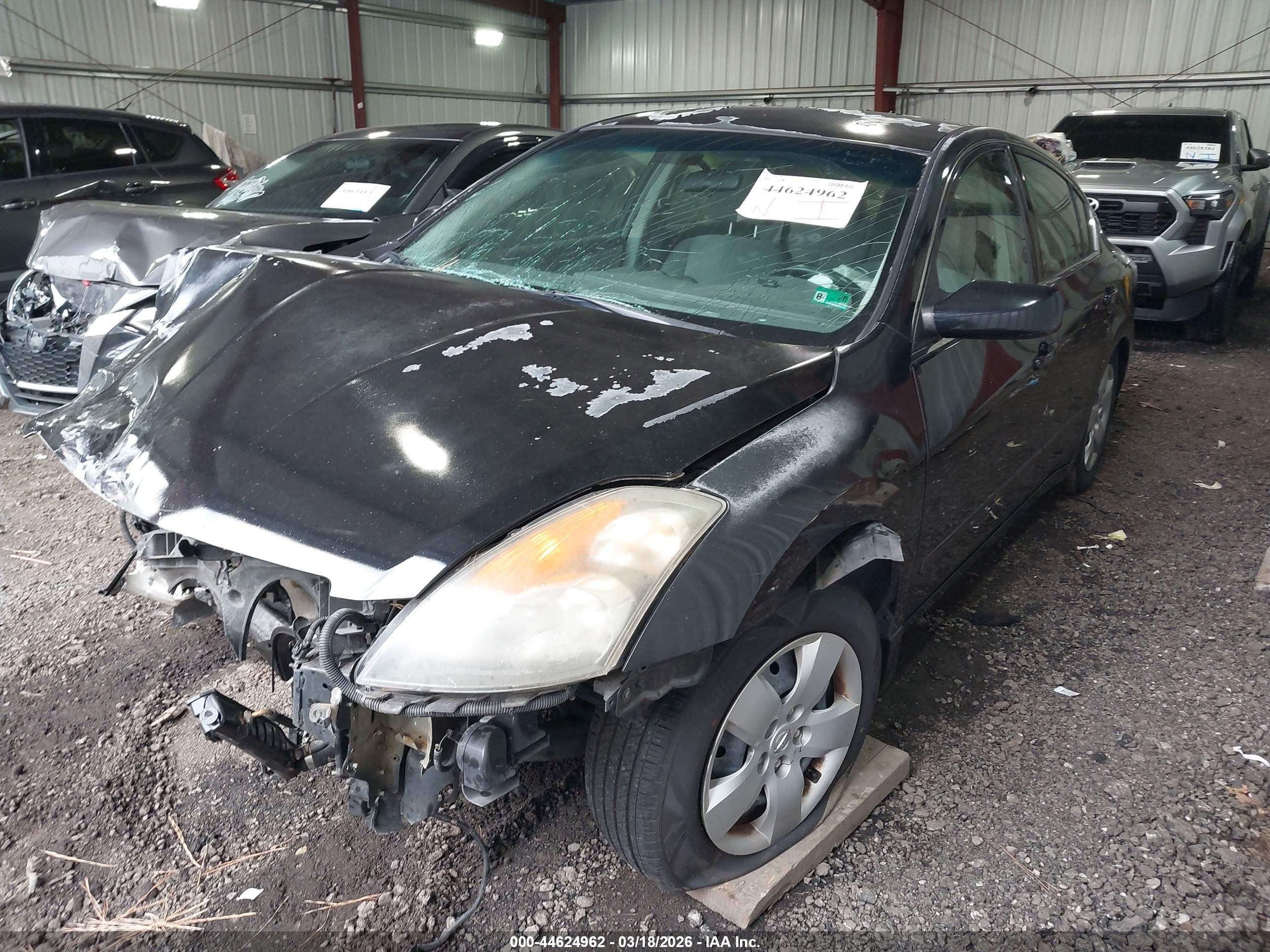 NISSAN ALTIMA image 2