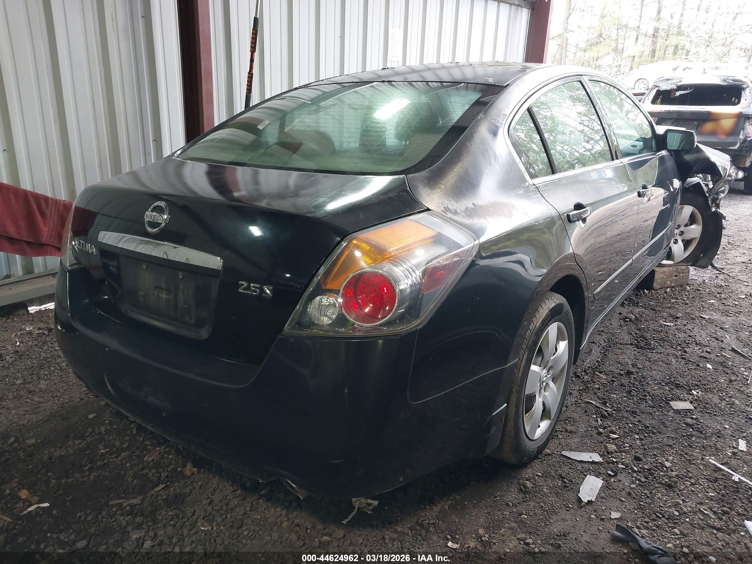 NISSAN ALTIMA image 4