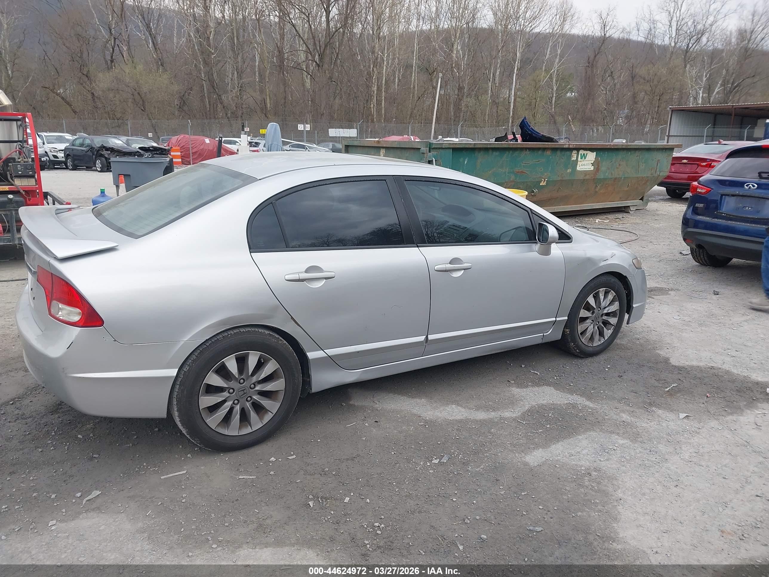 HONDA CIVIC image 4