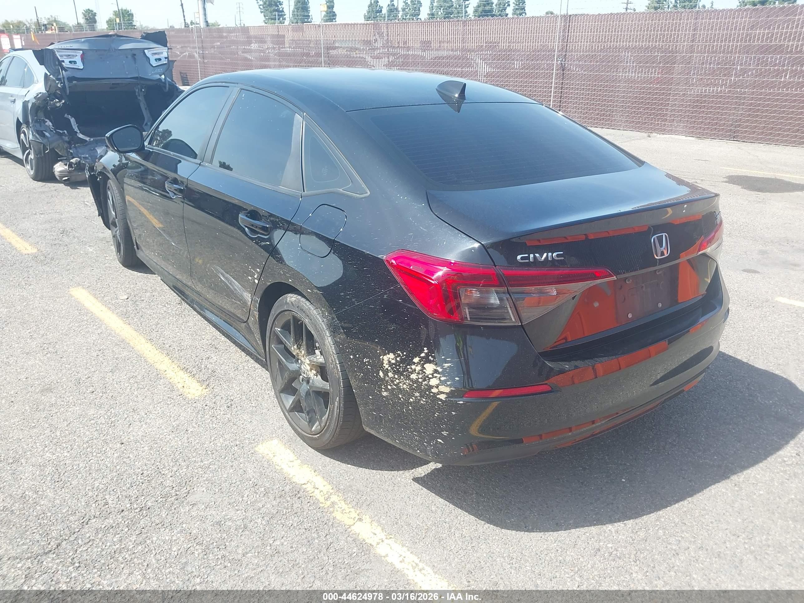 HONDA CIVIC image 3