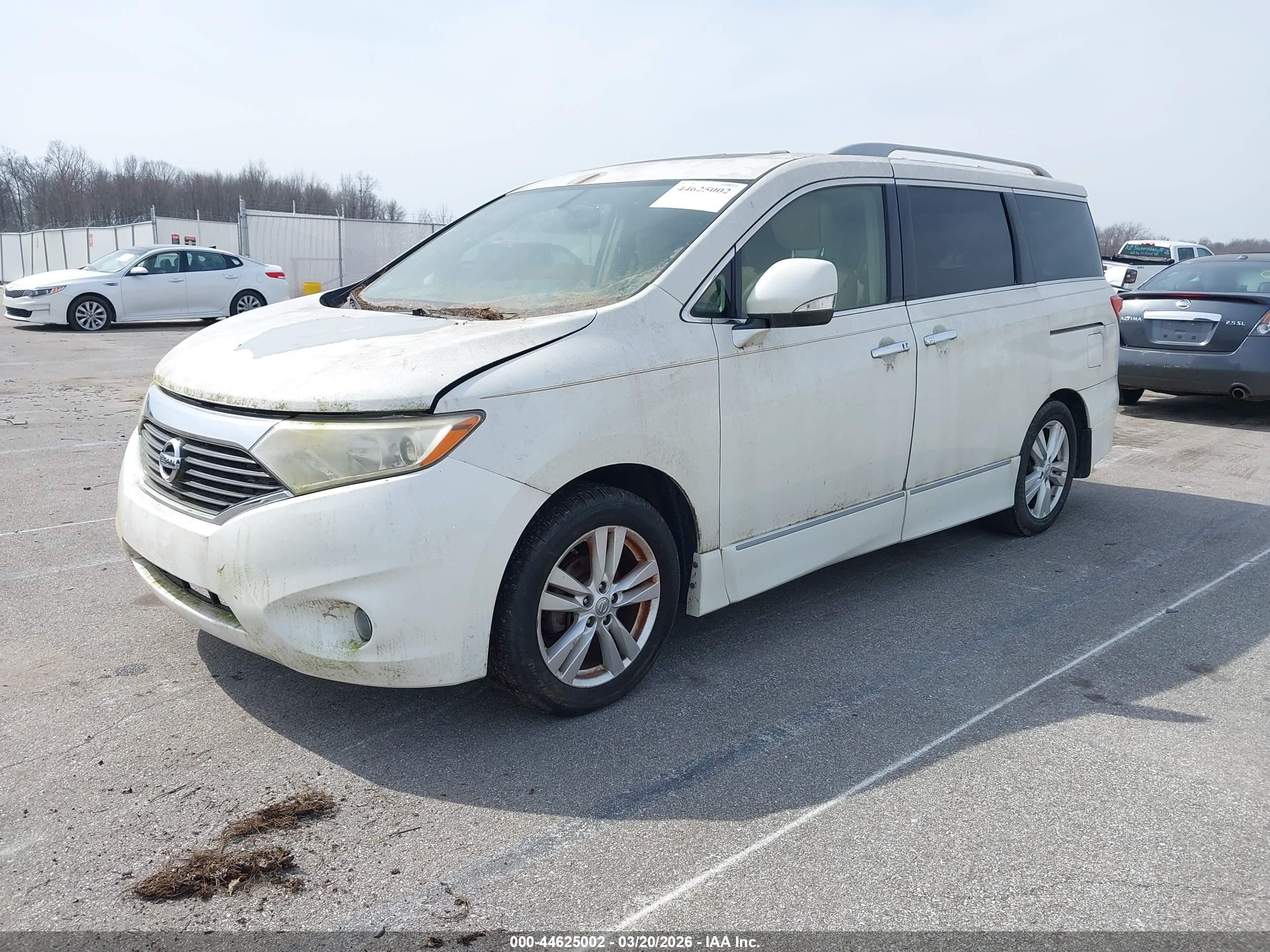 NISSAN QUEST image 2