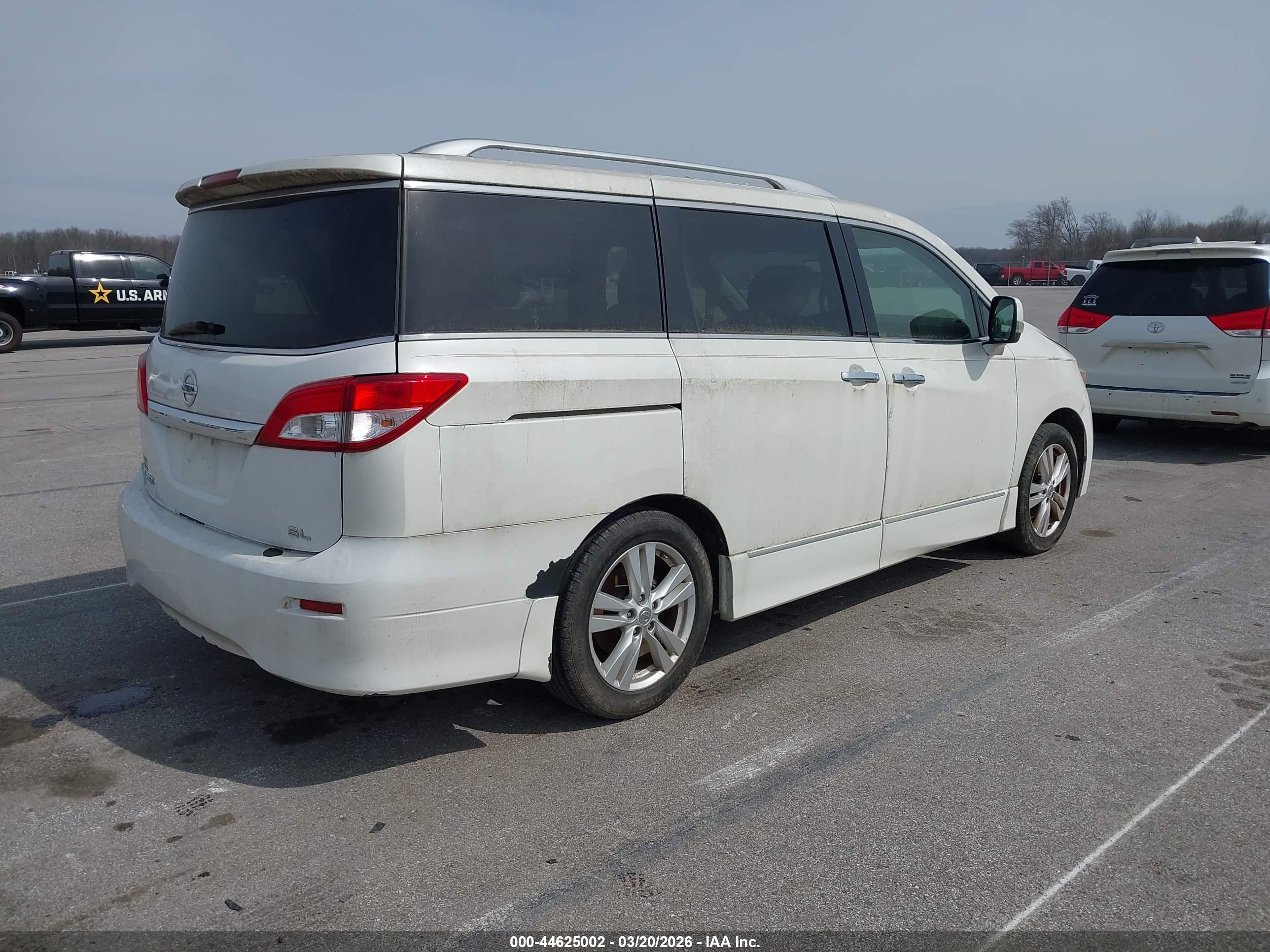 NISSAN QUEST image 4