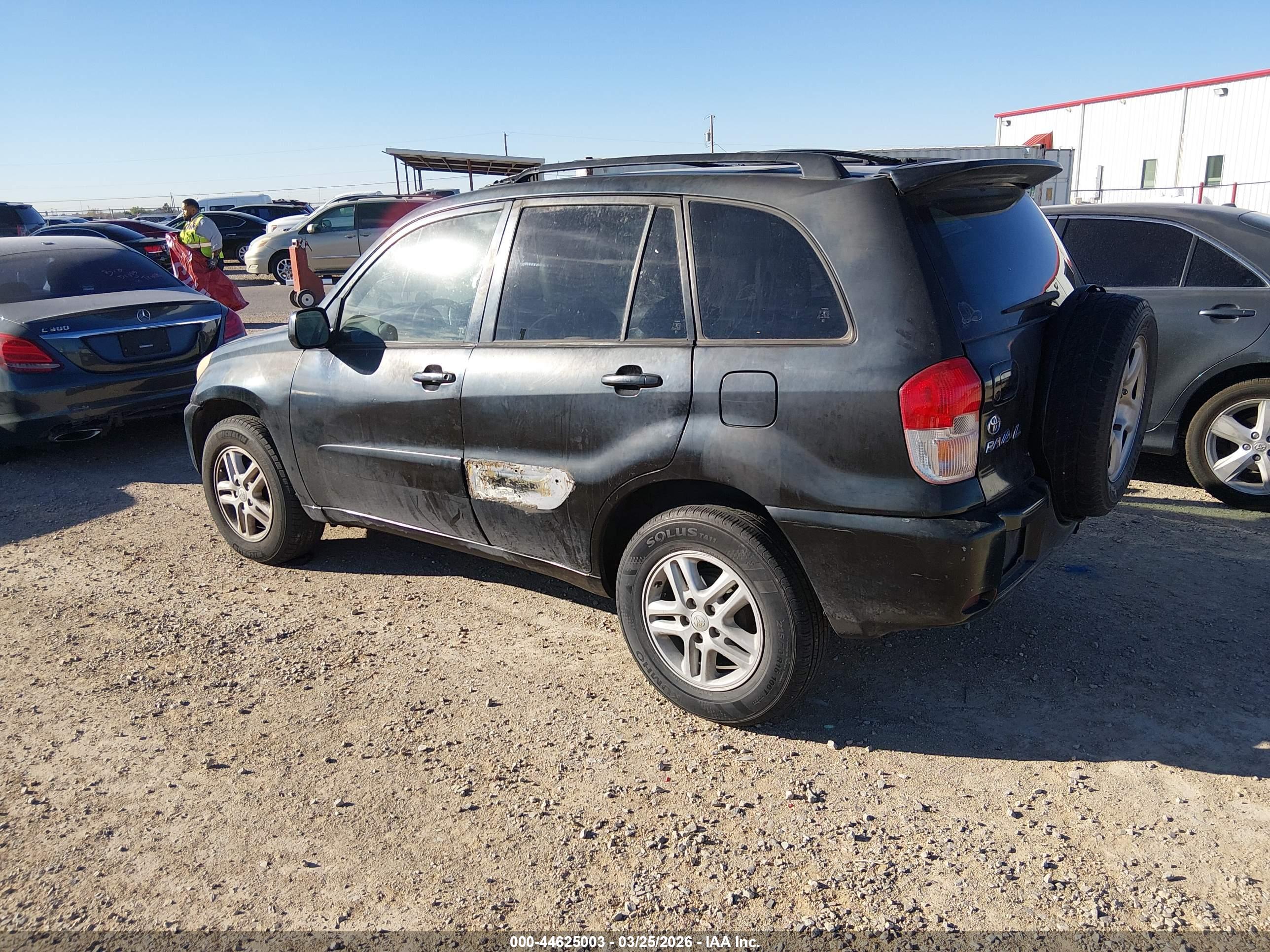 TOYOTA RAV4 image 3