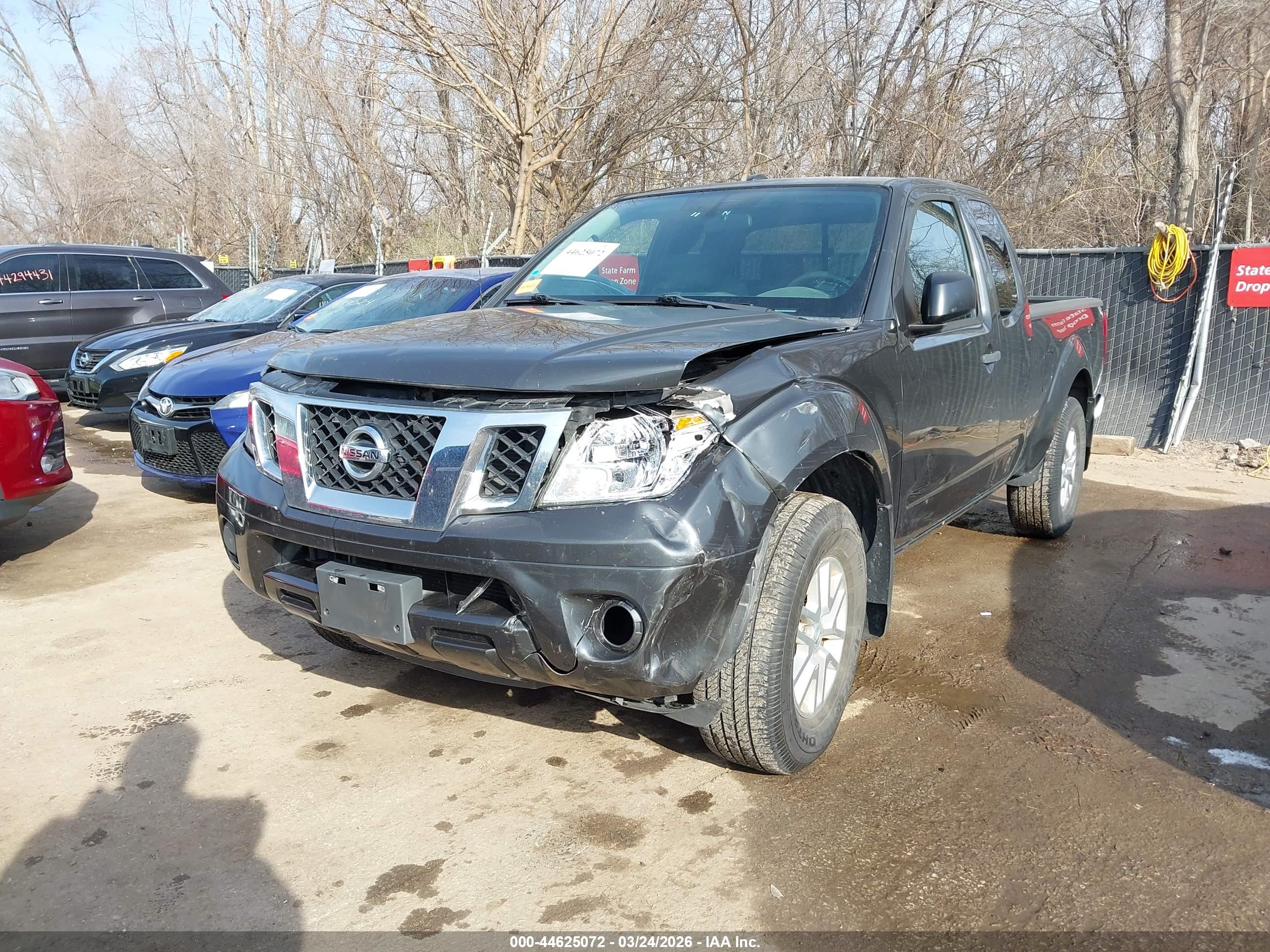 NISSAN FRONTIER image 6