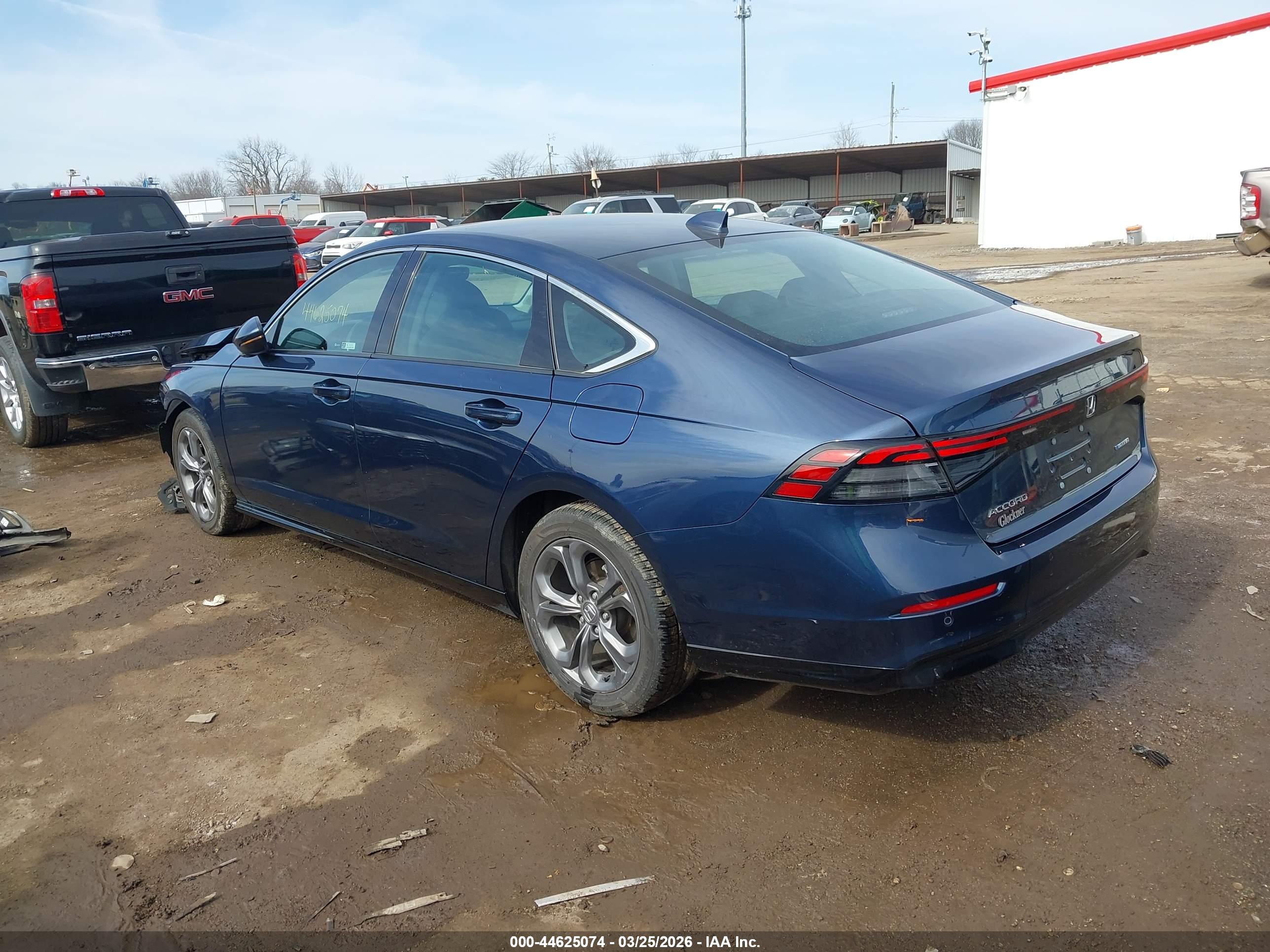 HONDA ACCORD image 3