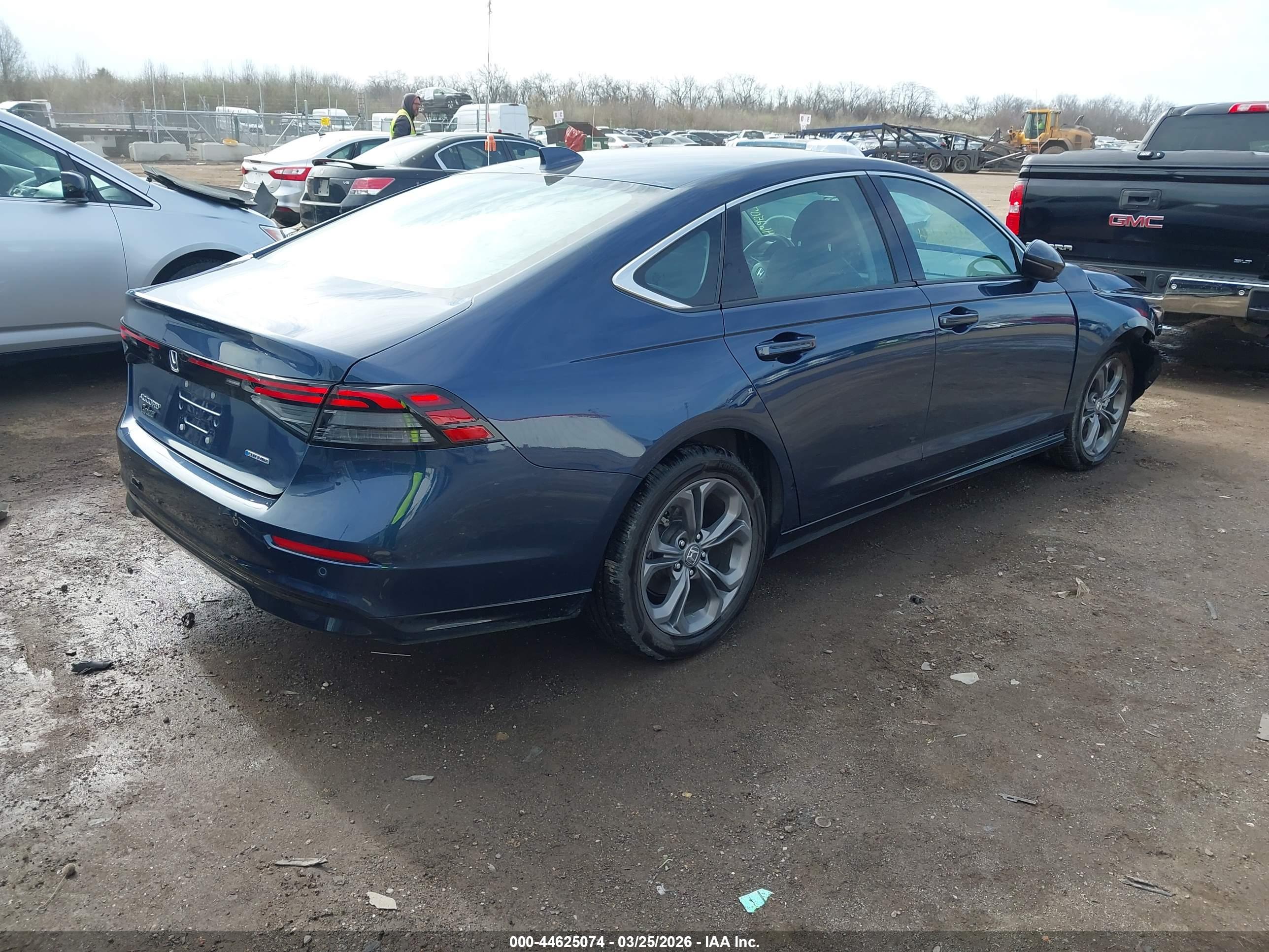 HONDA ACCORD image 4