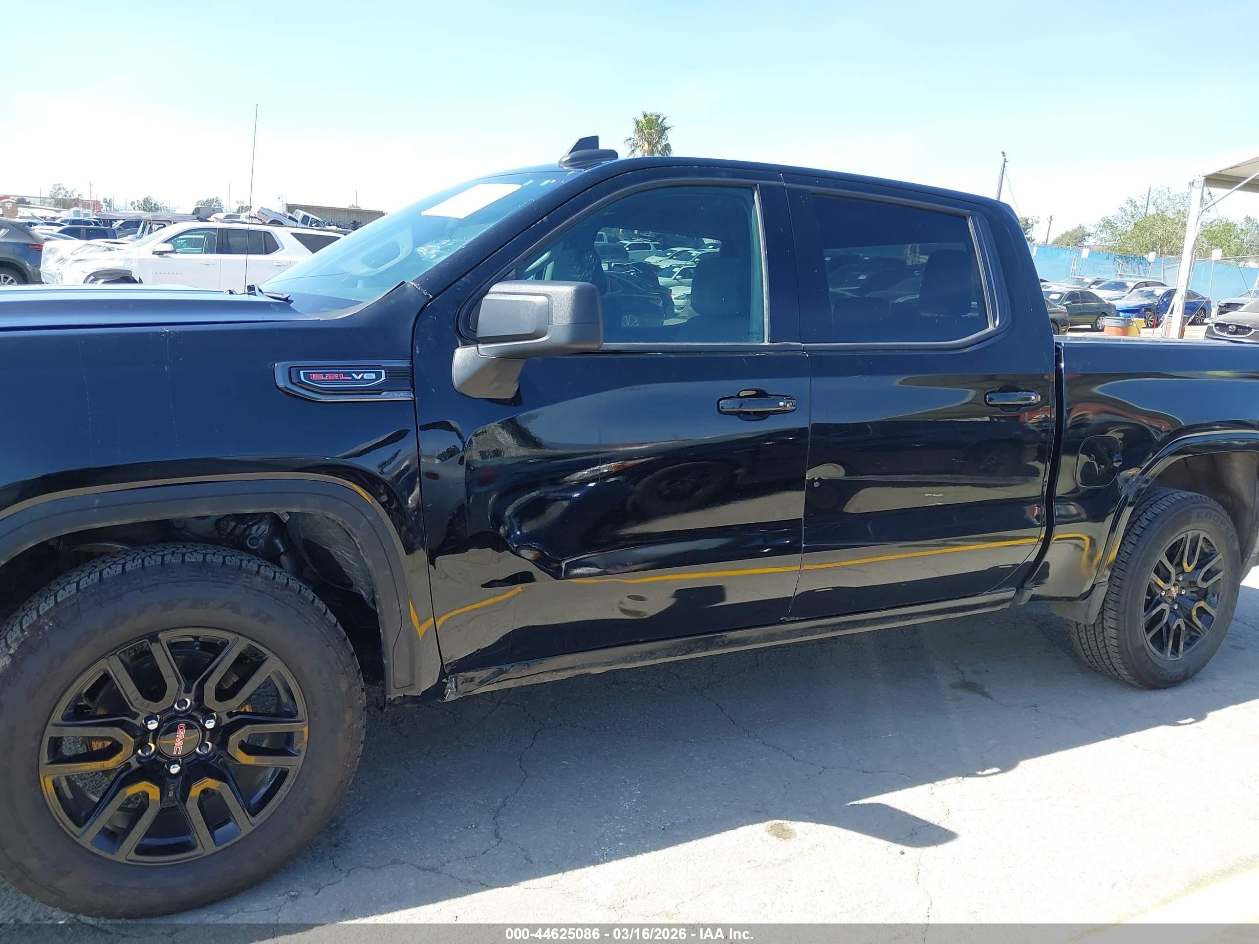 GMC SIERRA image 6