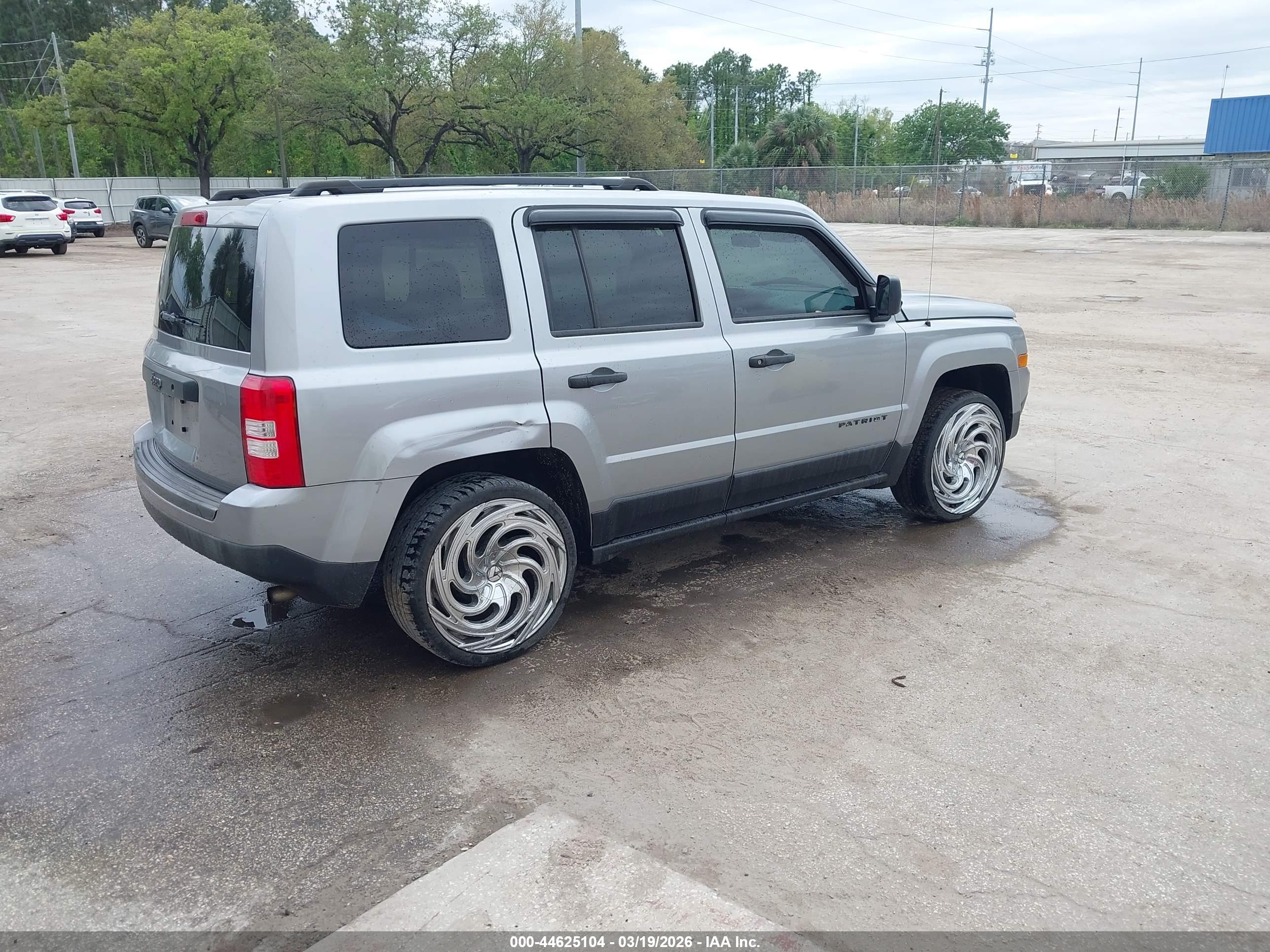 JEEP PATRIOT image 4