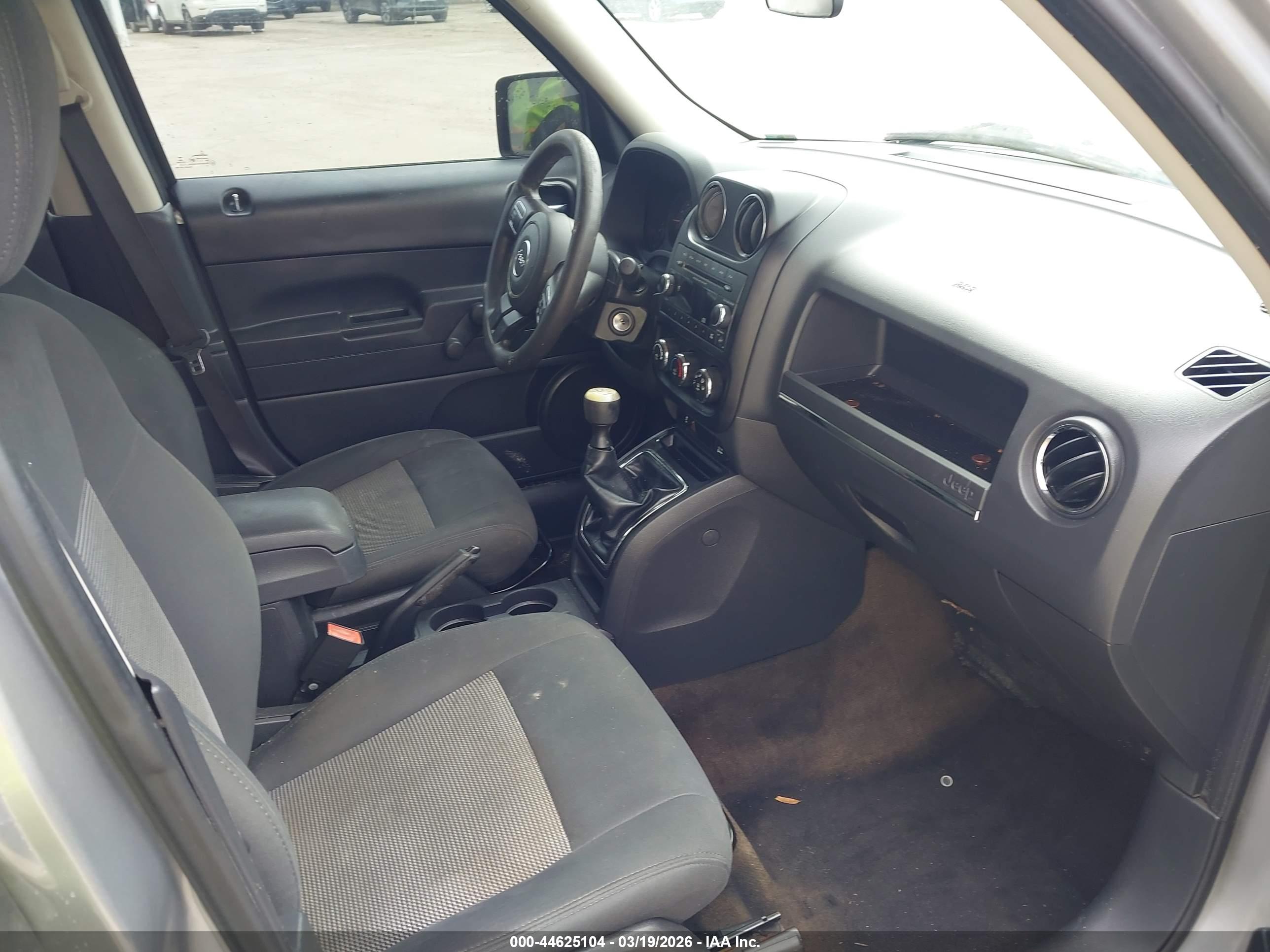 JEEP PATRIOT image 5