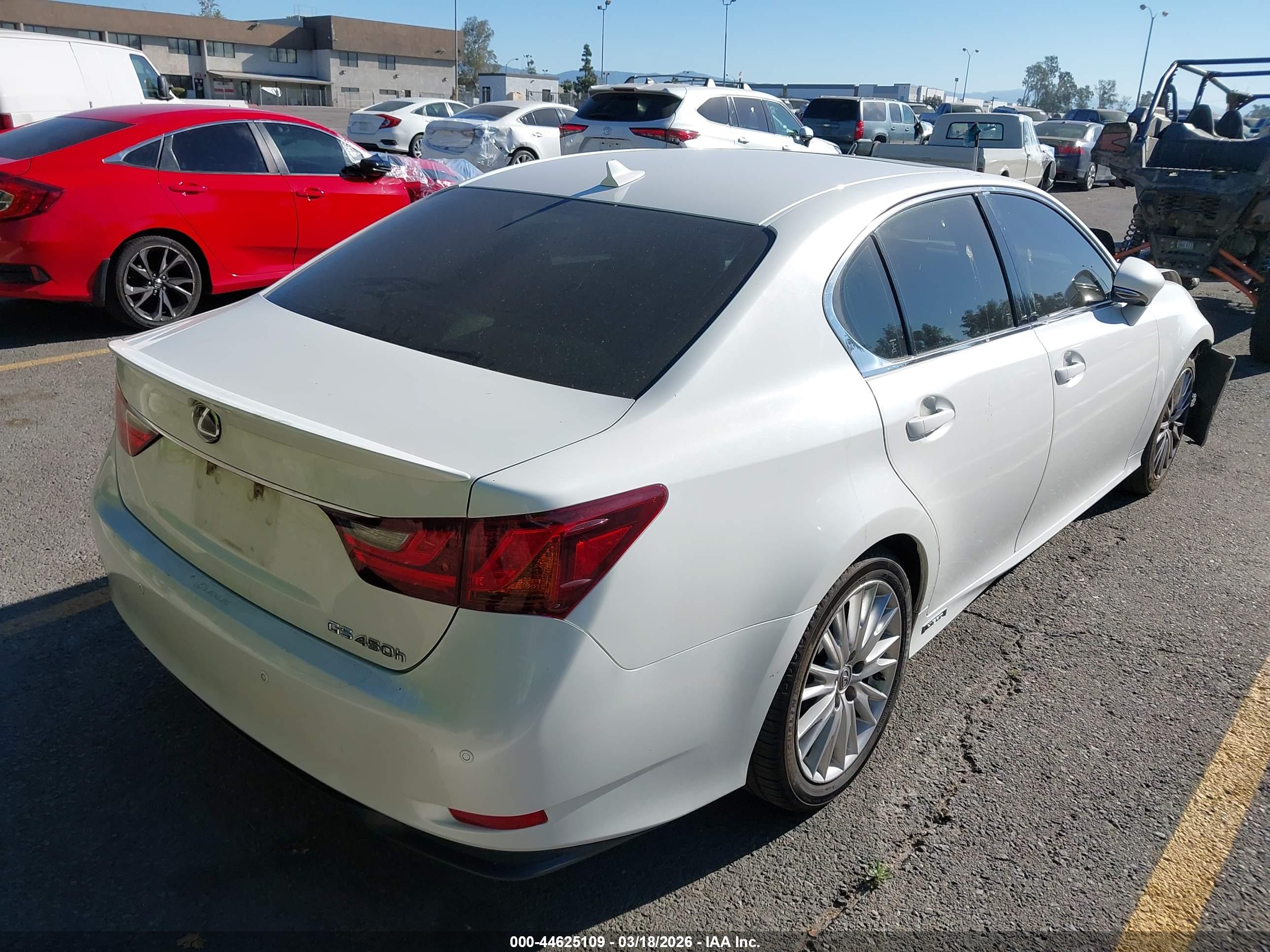 LEXUS GS image 4