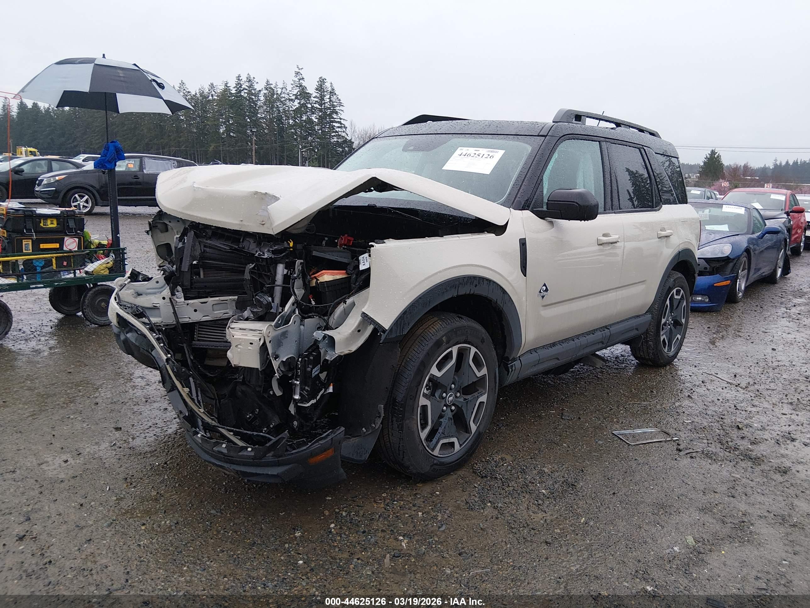 FORD BRONCO image 2