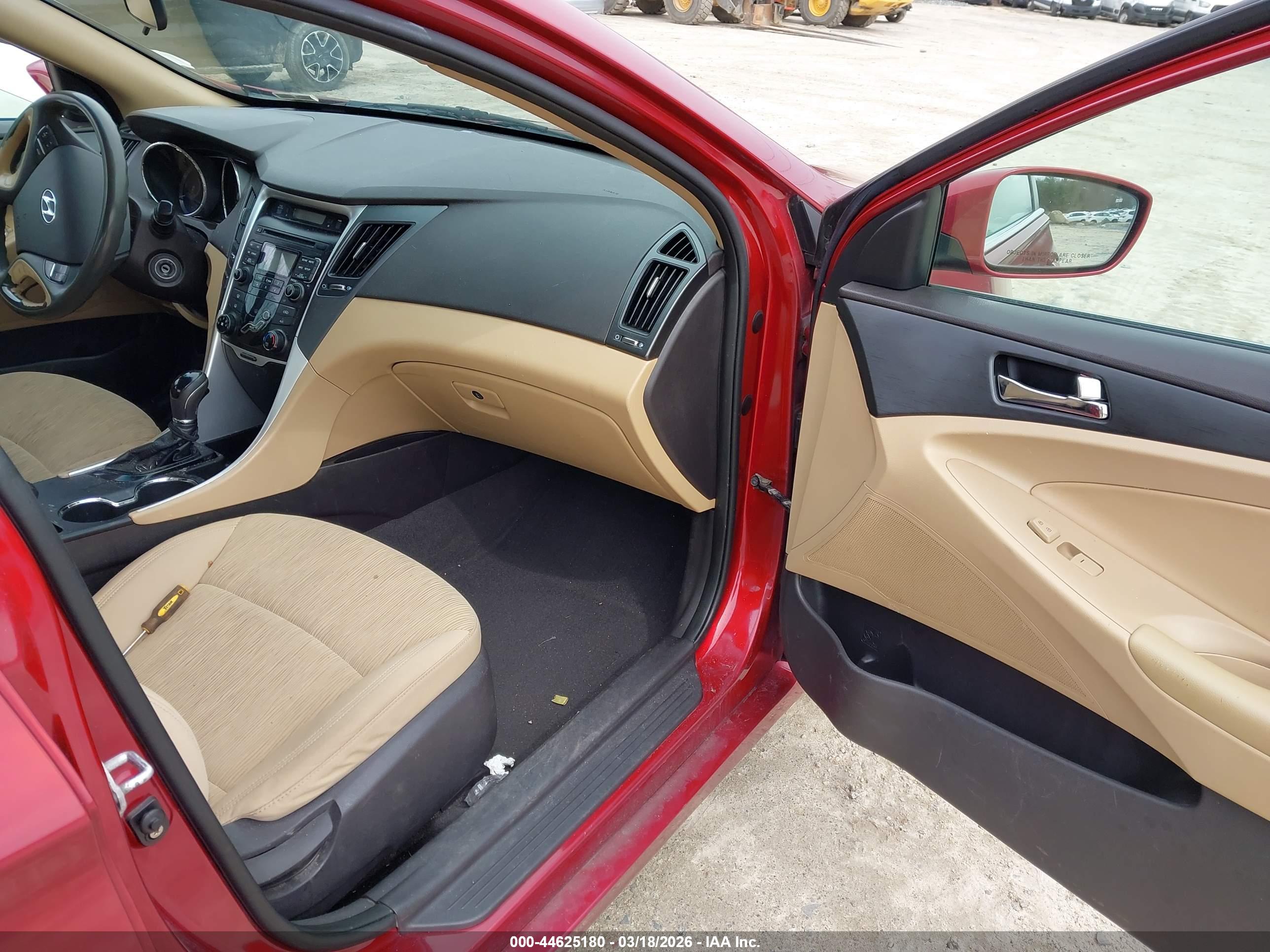 HYUNDAI SONATA image 5