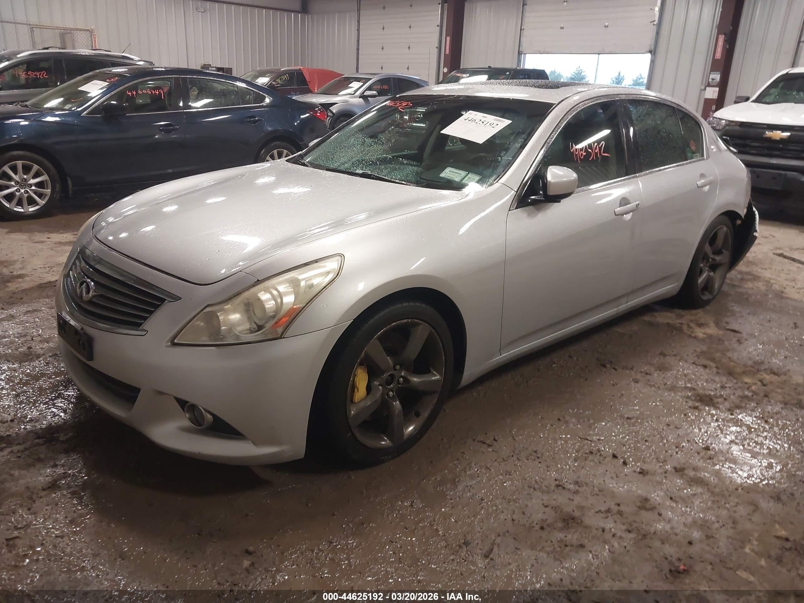 INFINITI G37X image 2