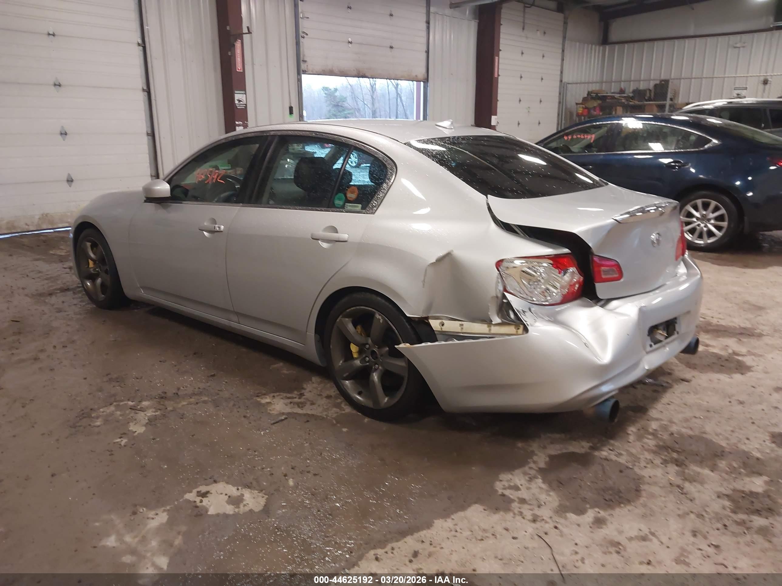 INFINITI G37X image 3