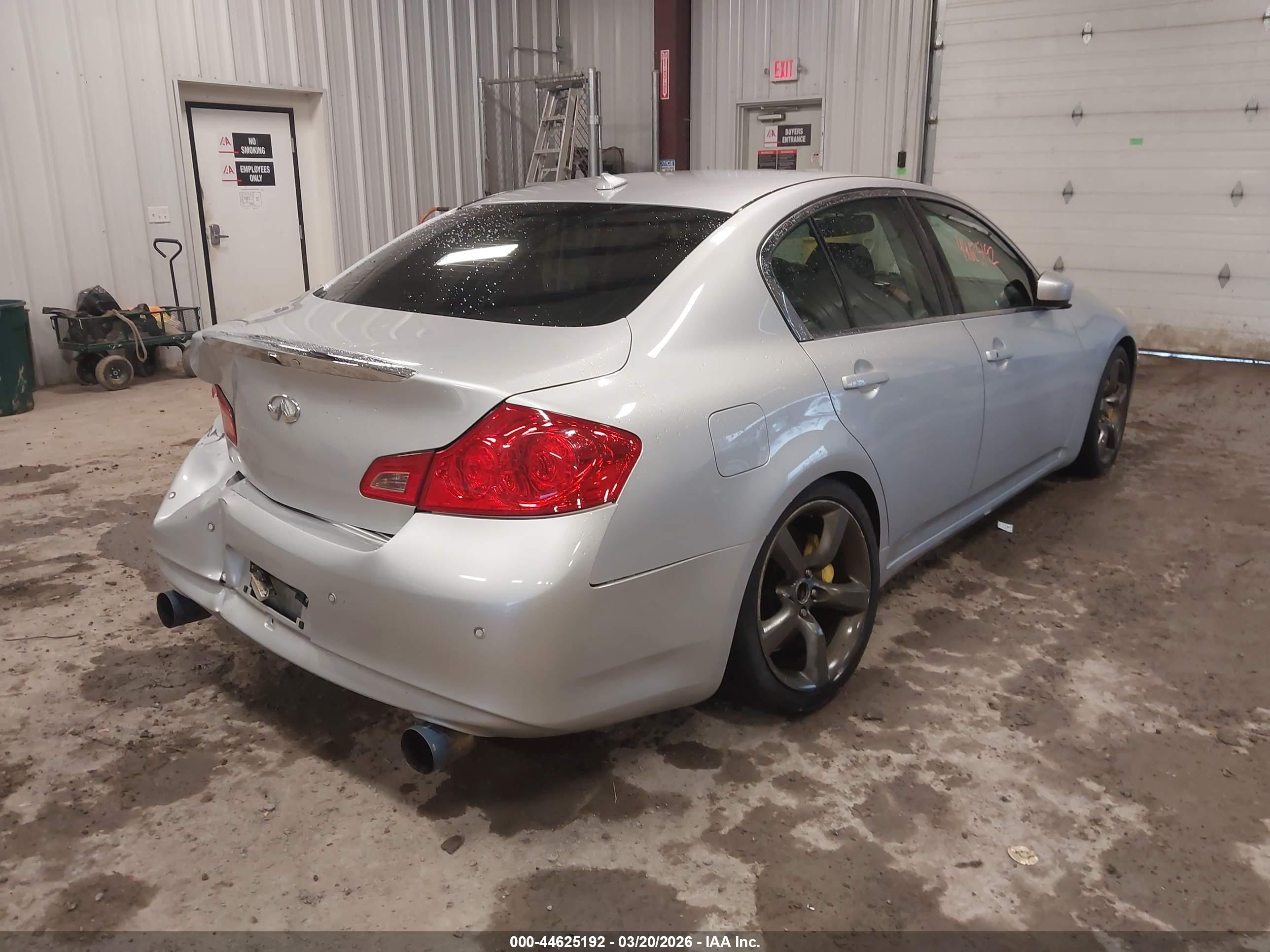 INFINITI G37X image 4