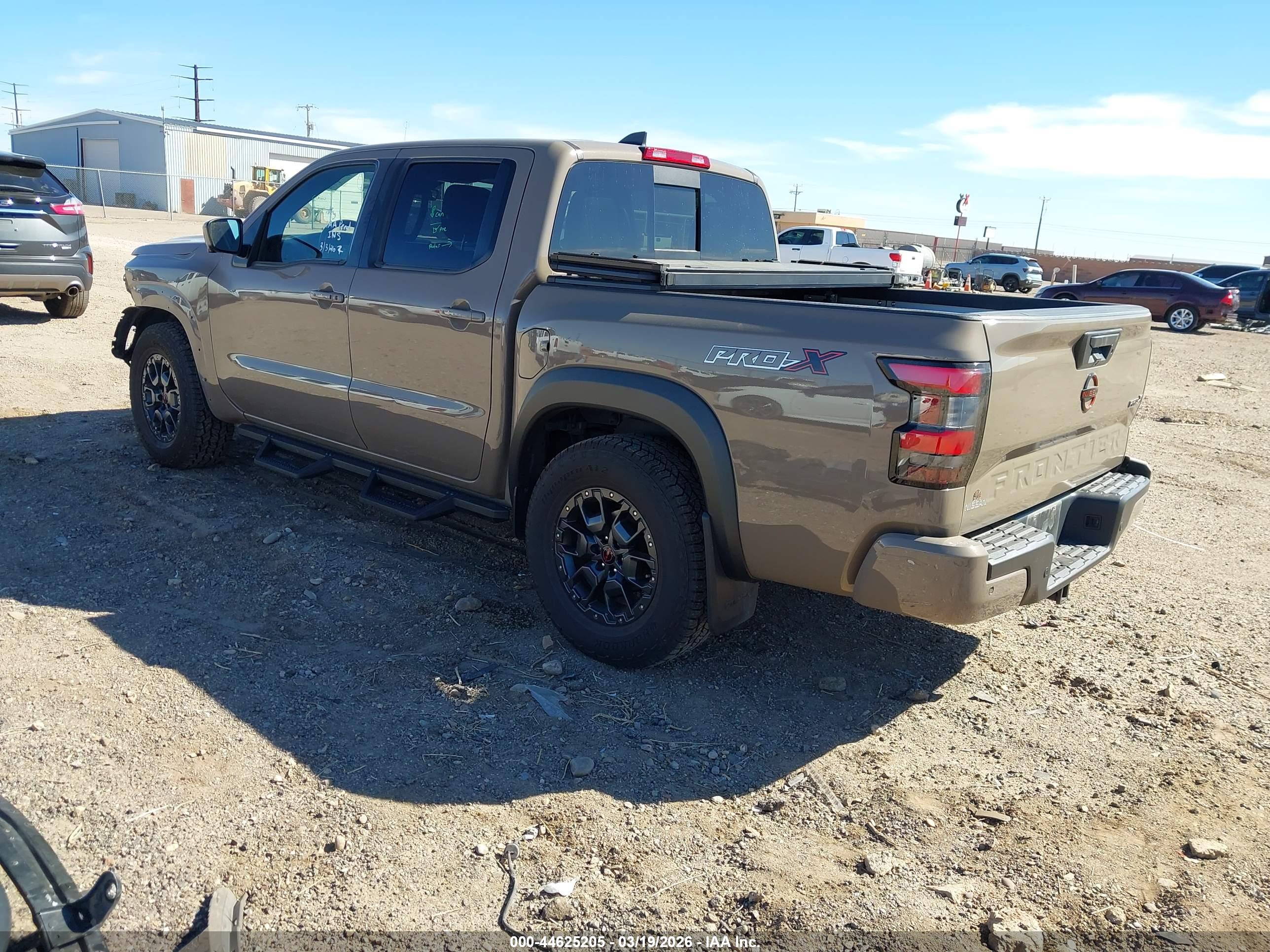 NISSAN FRONTIER image 3
