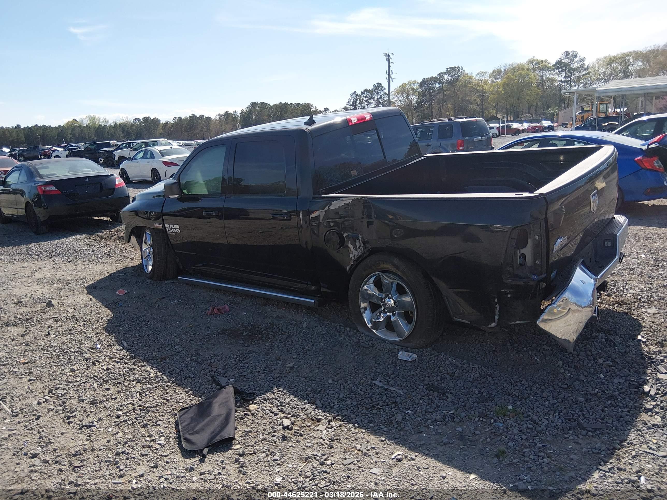 RAM 1500 image 3