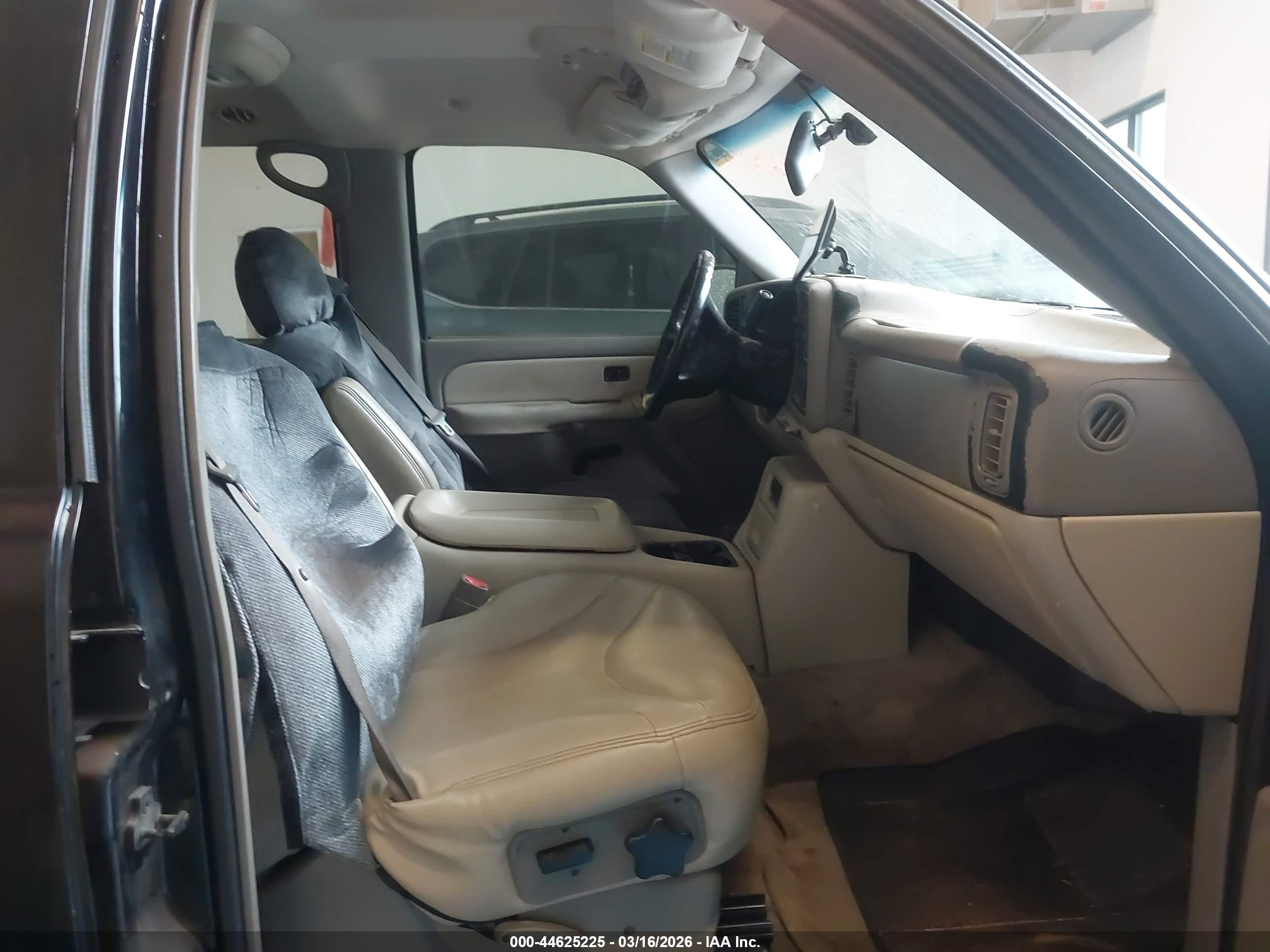 GMC YUKON image 5