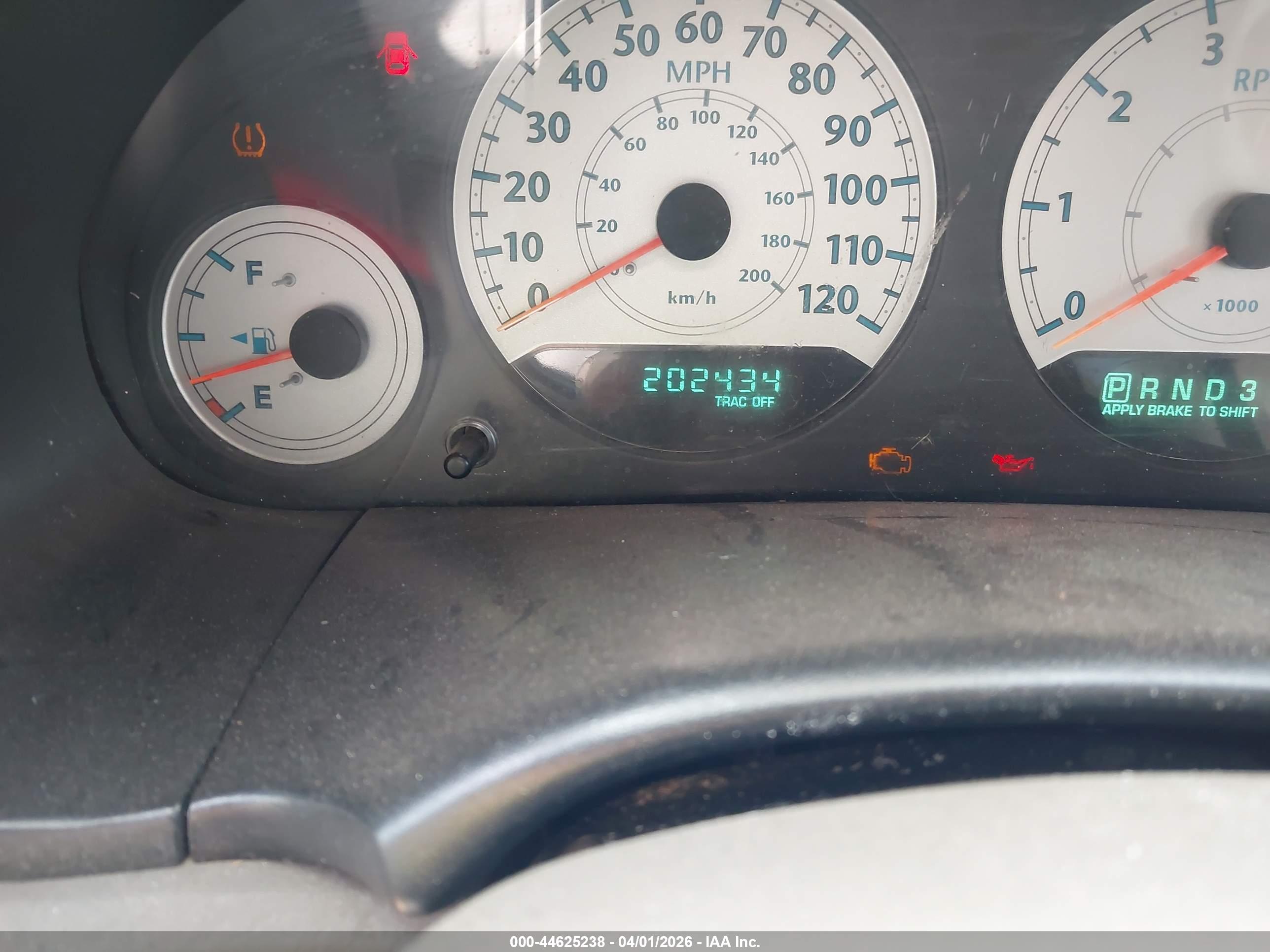 CHRYSLER TOWN image 7