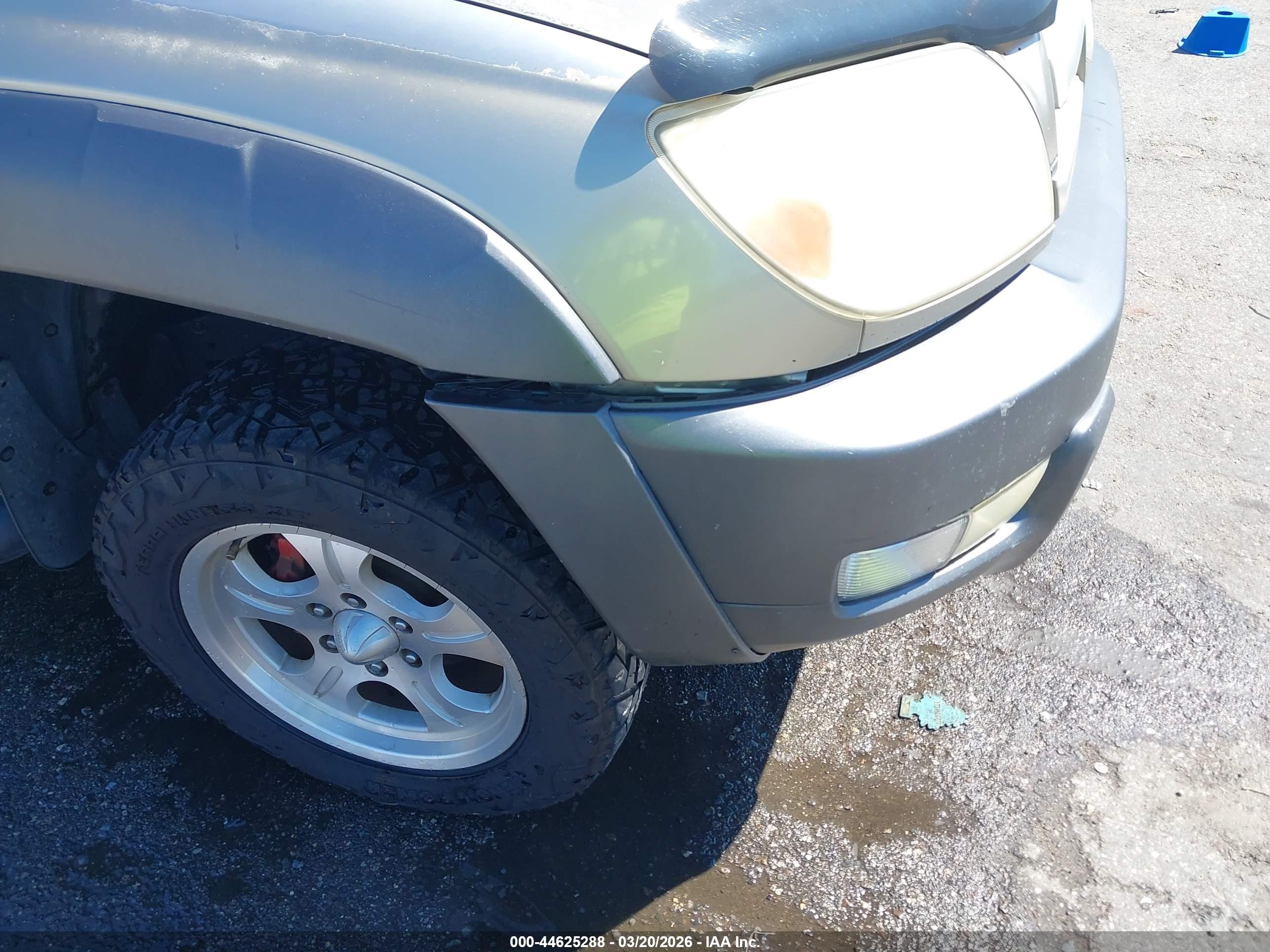 TOYOTA 4RUNNER image 6