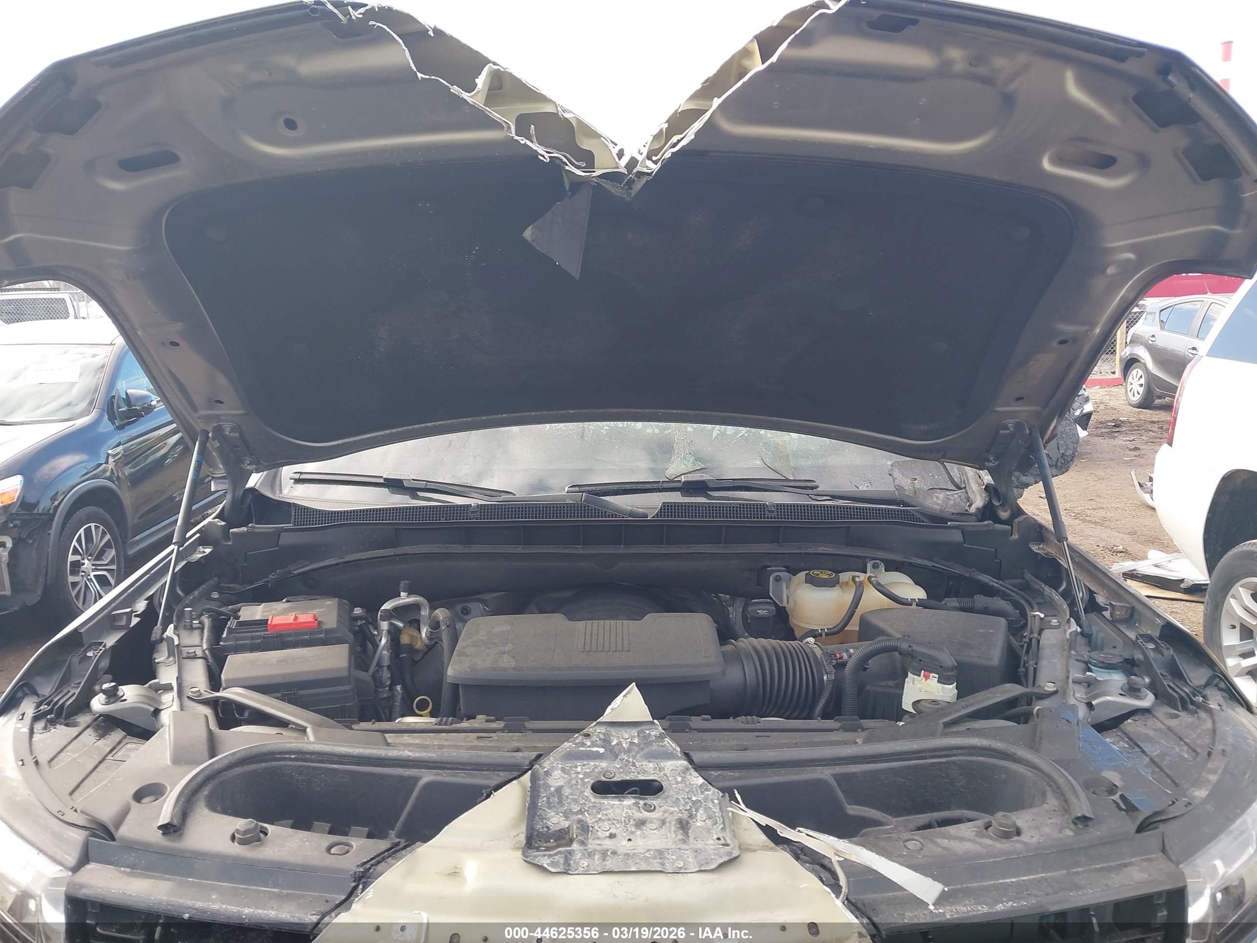 CHEVROLET TAHOE image 10