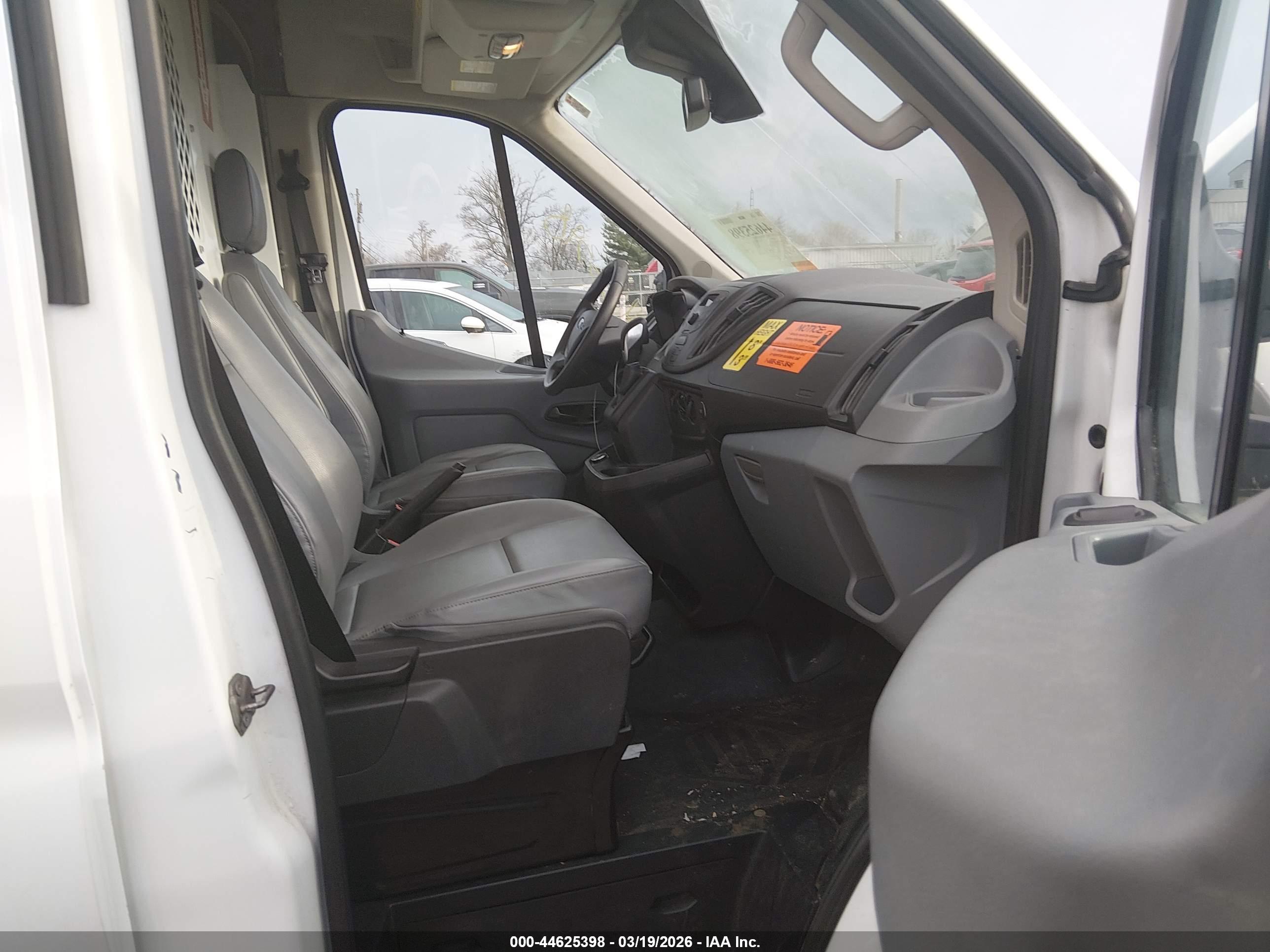 FORD TRANSIT-350 image 5