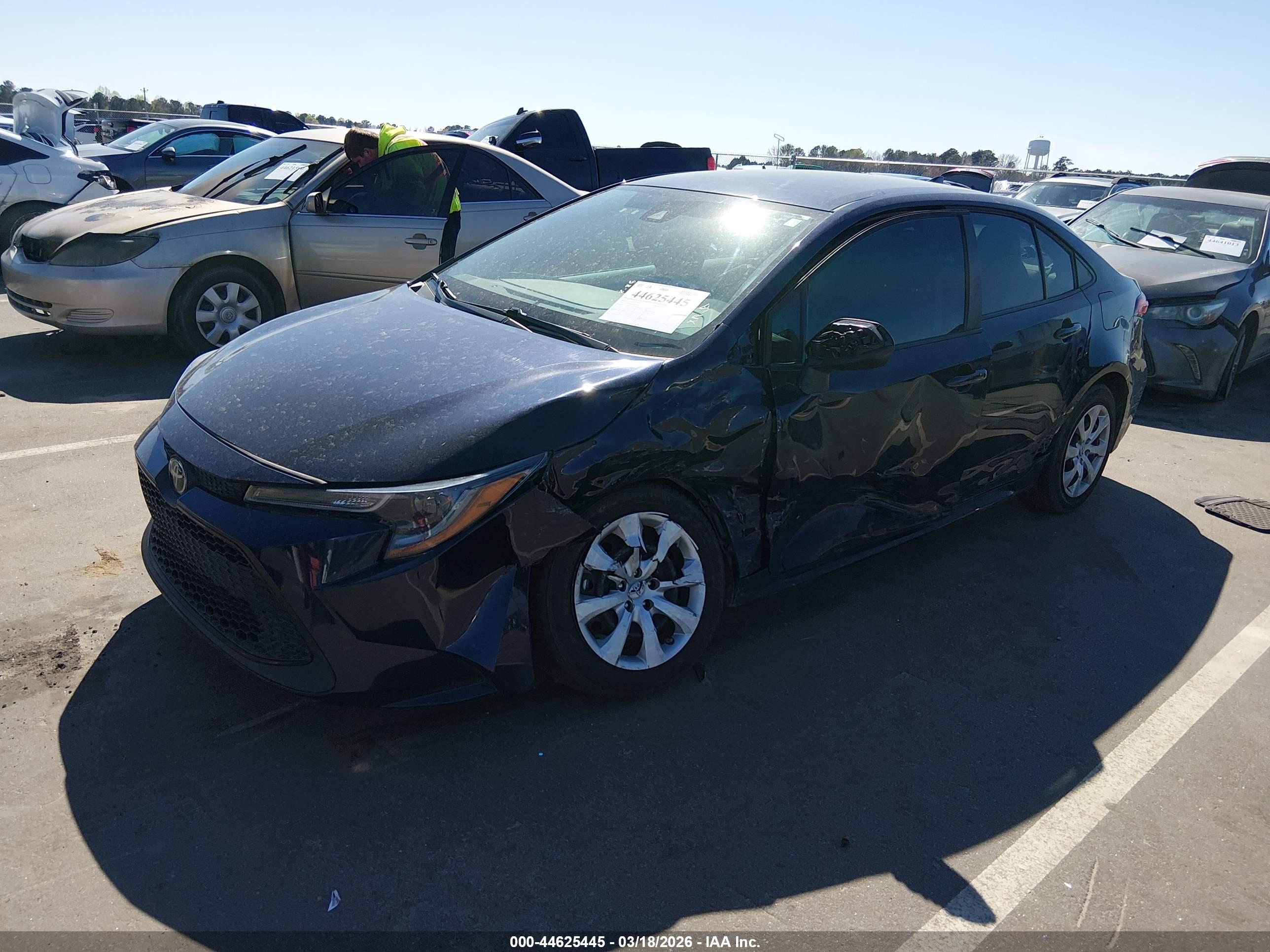 TOYOTA COROLLA image 2