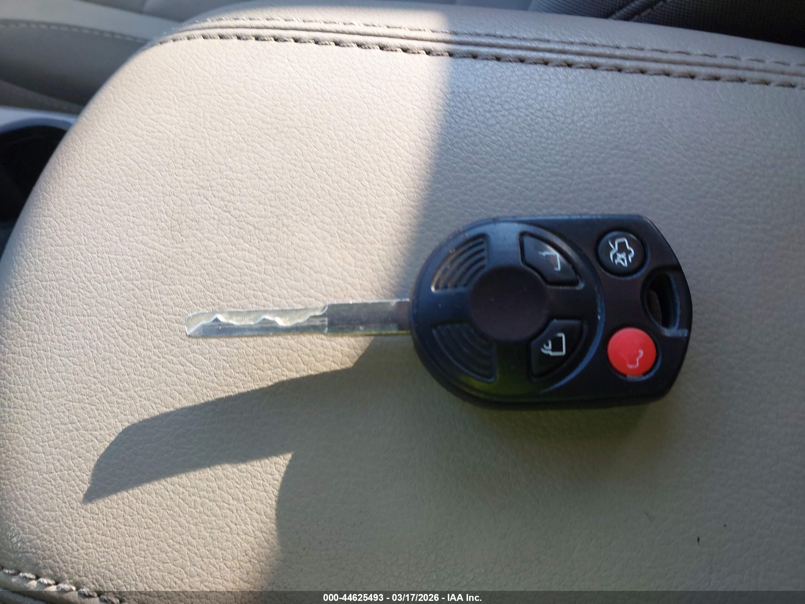 FORD ESCAPE image 11