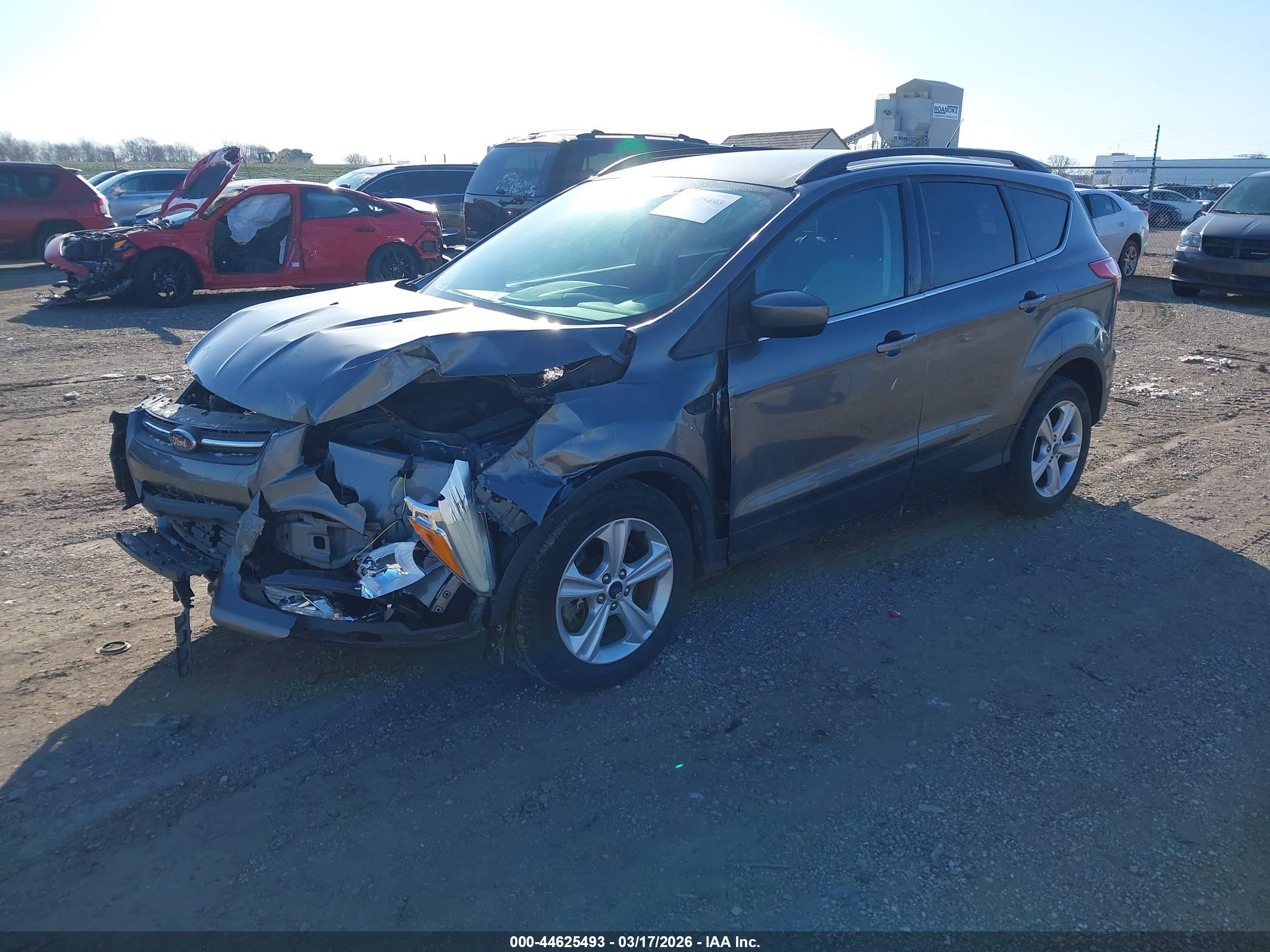 FORD ESCAPE image 2