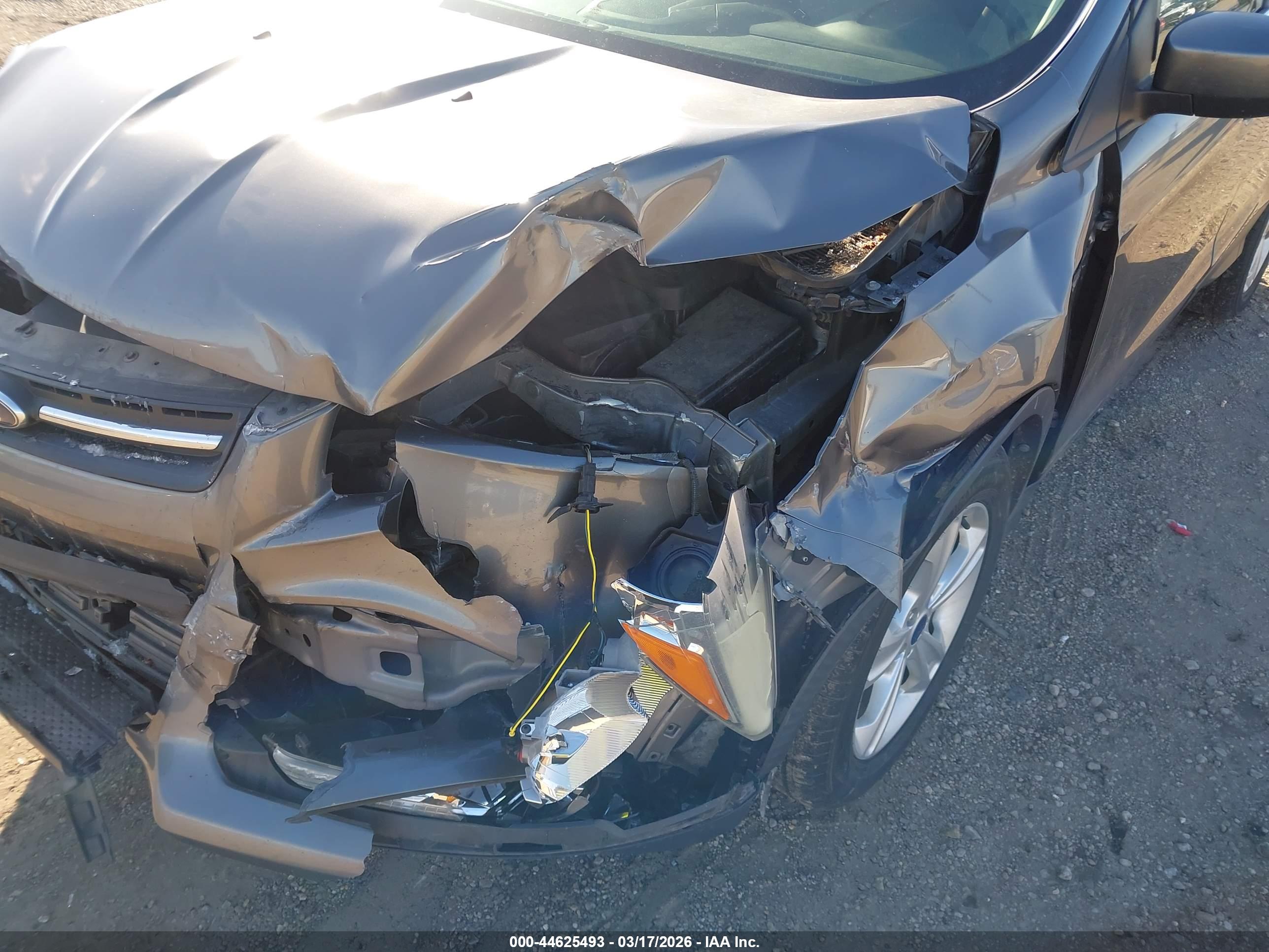 FORD ESCAPE image 6