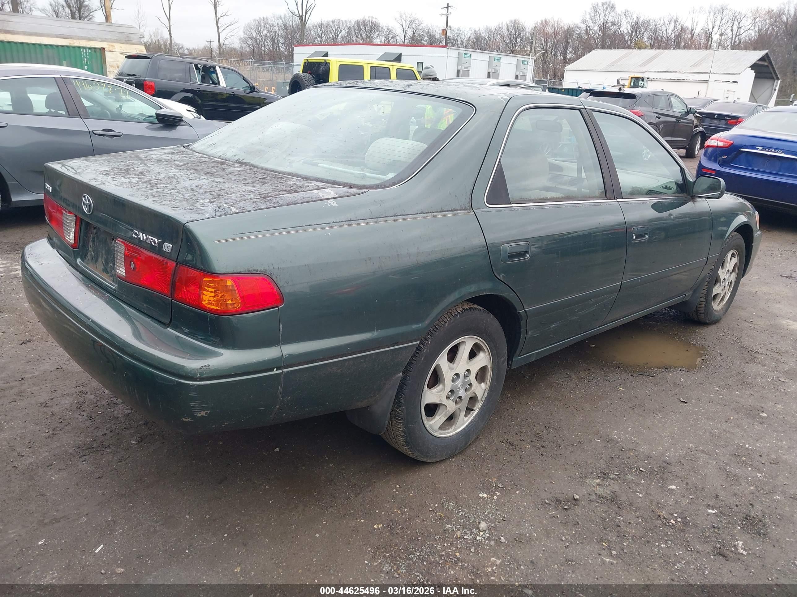 TOYOTA CAMRY image 4