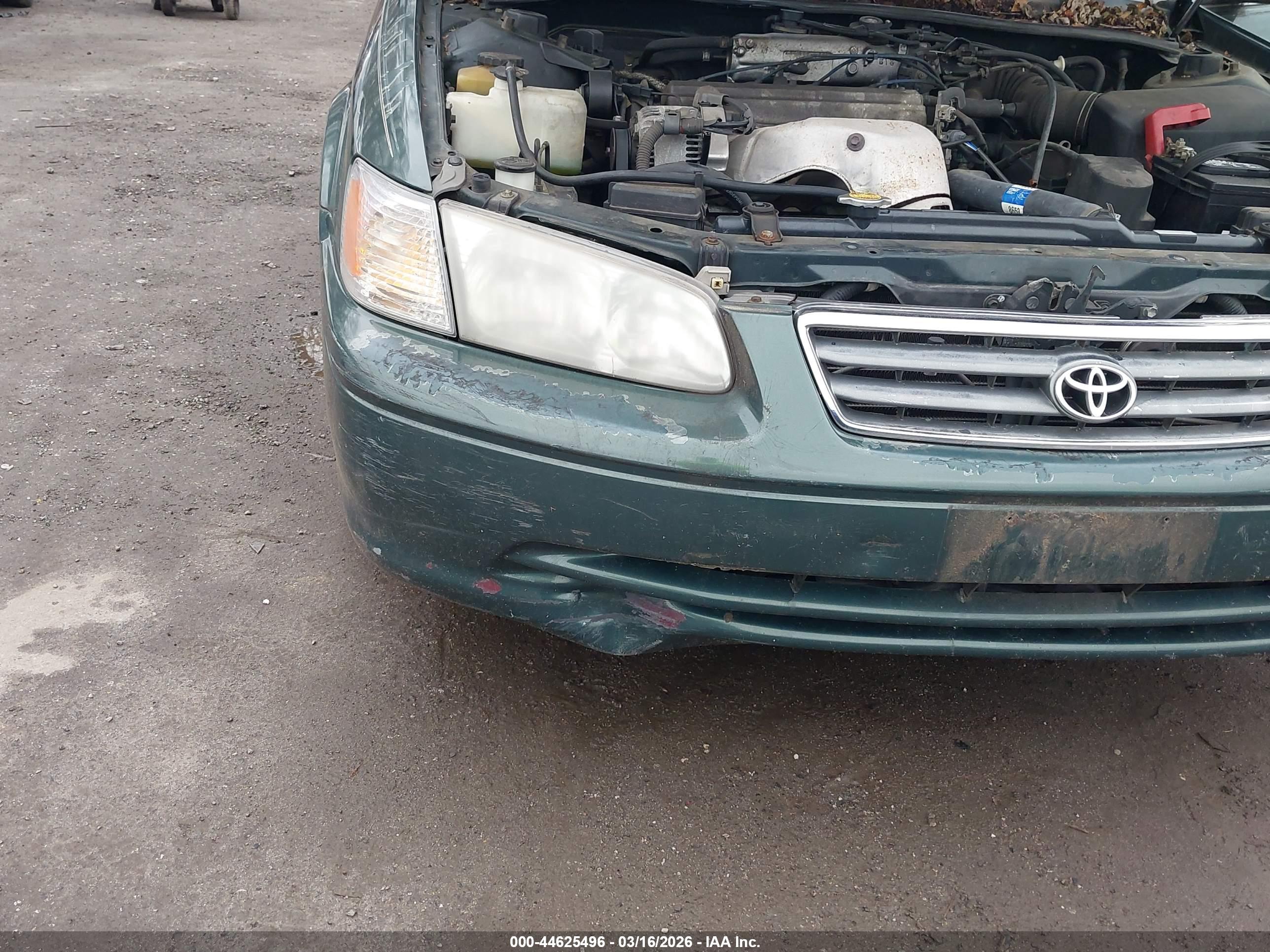 TOYOTA CAMRY image 6
