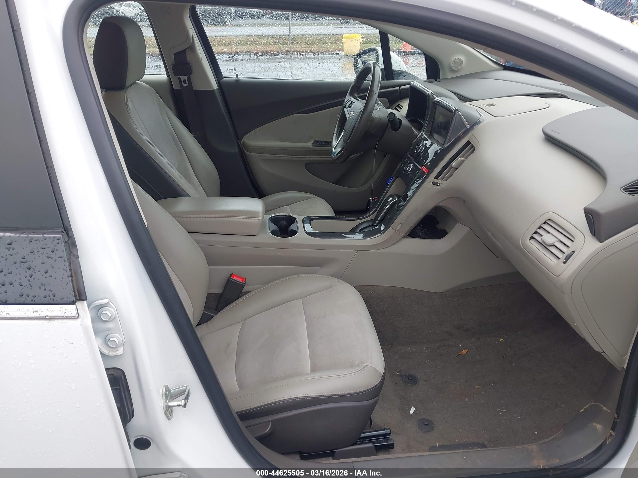 CHEVROLET VOLT image 5