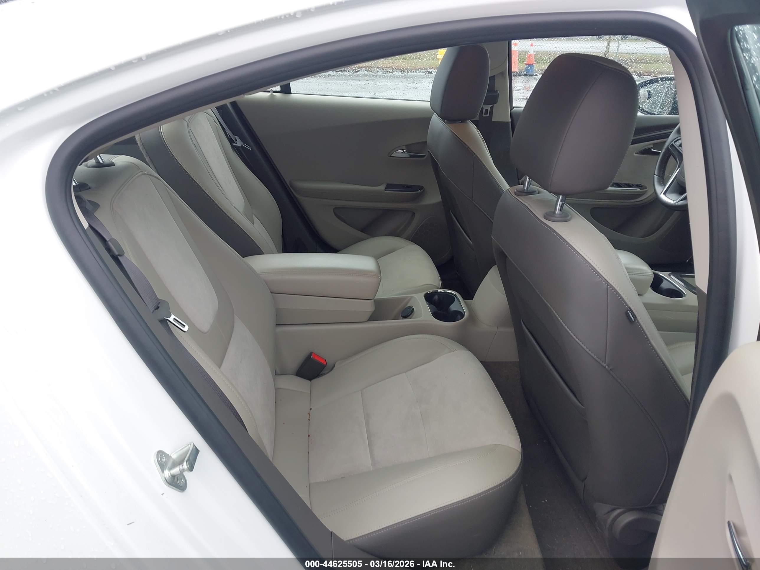 CHEVROLET VOLT image 8