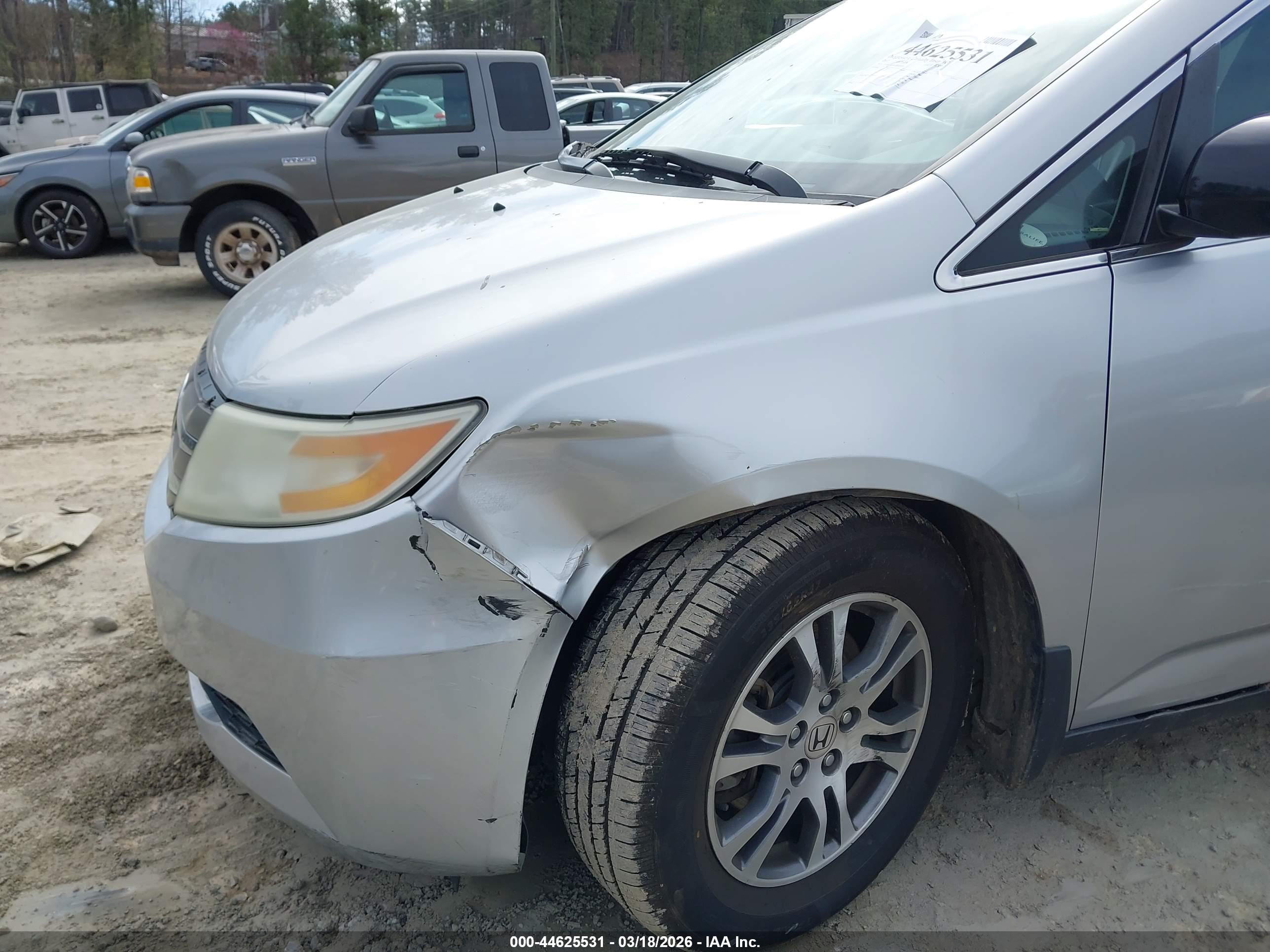 HONDA ODYSSEY image 6