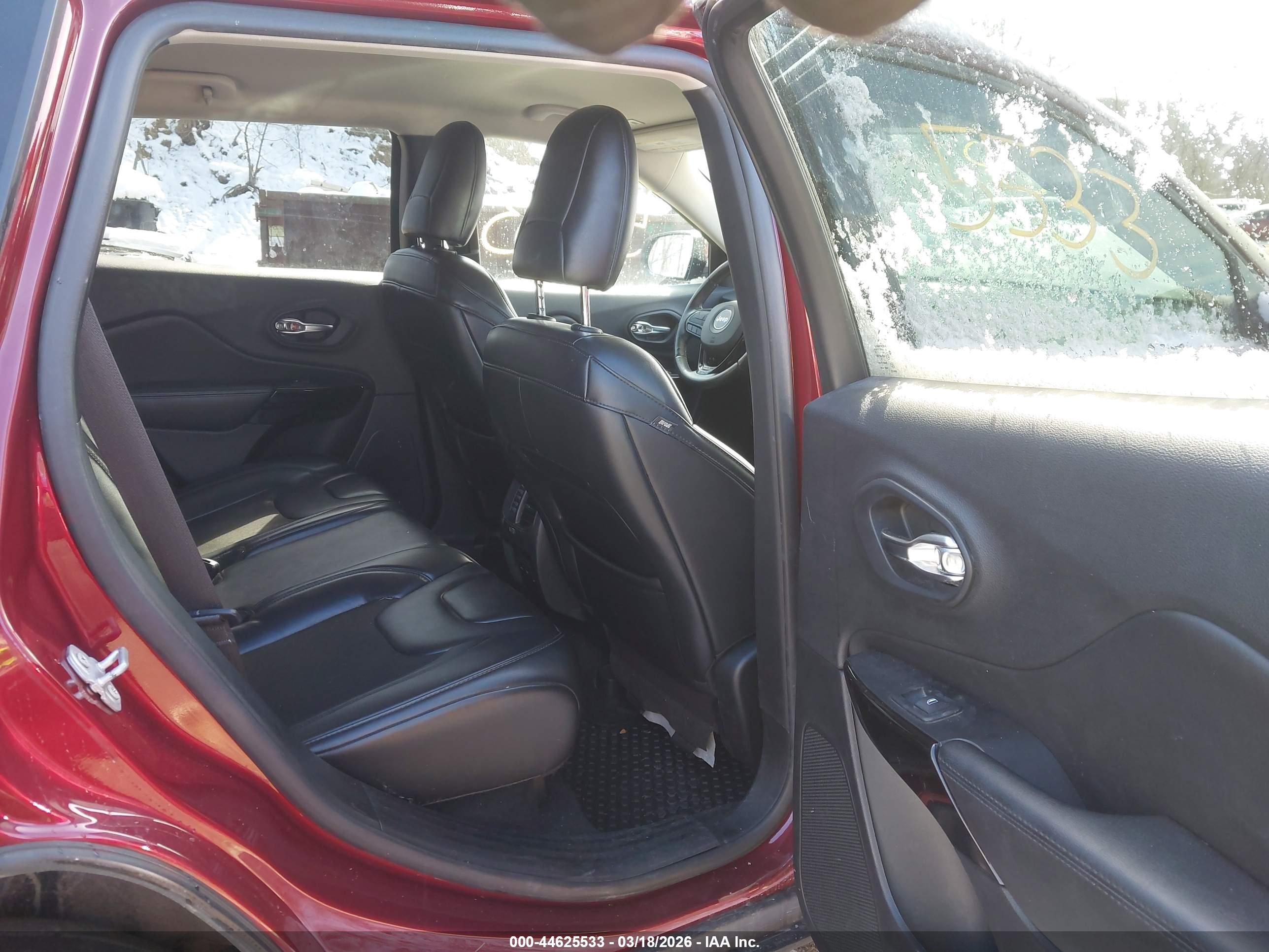 JEEP CHEROKEE image 8