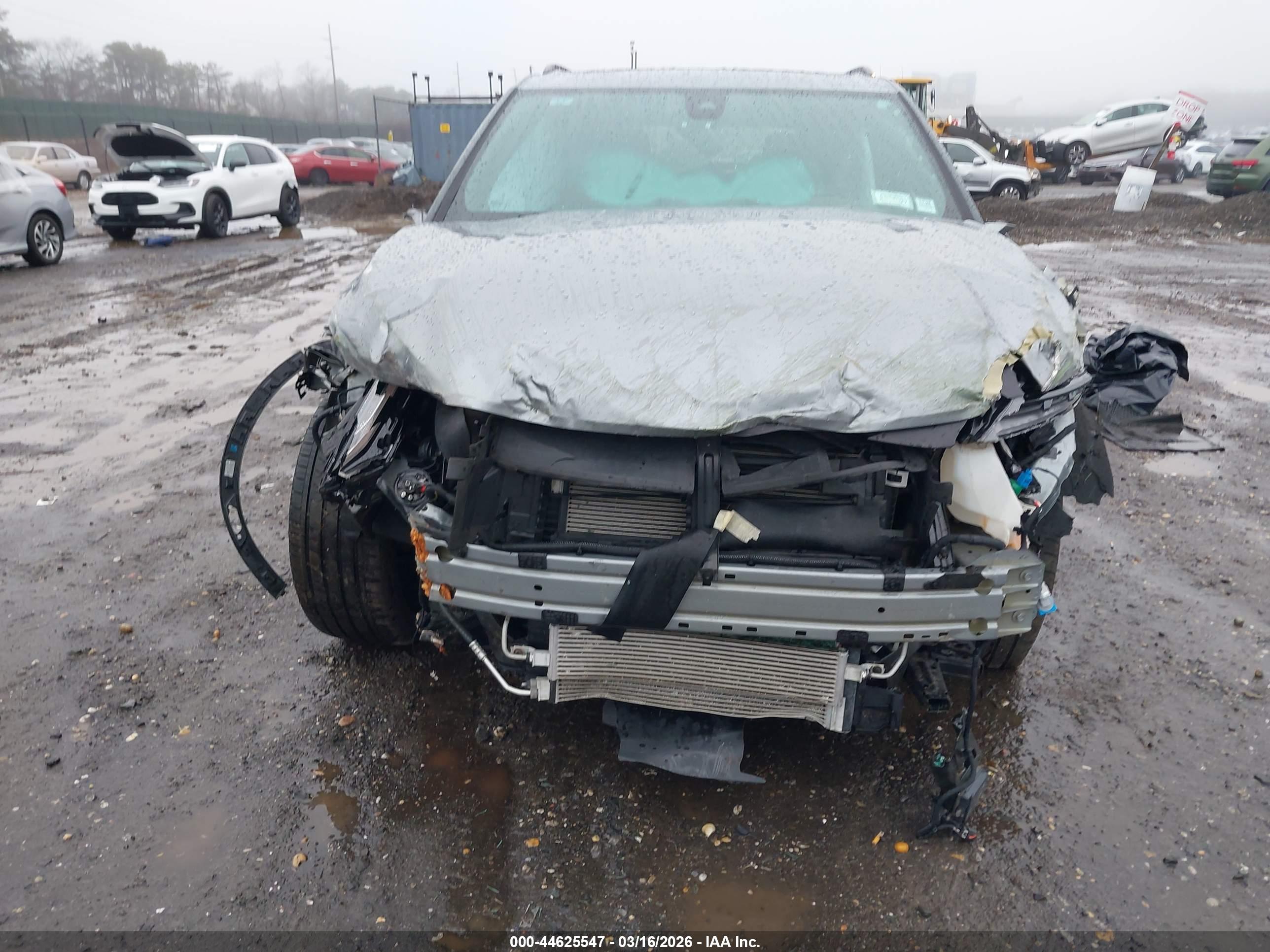 CHEVROLET BLAZER image 6