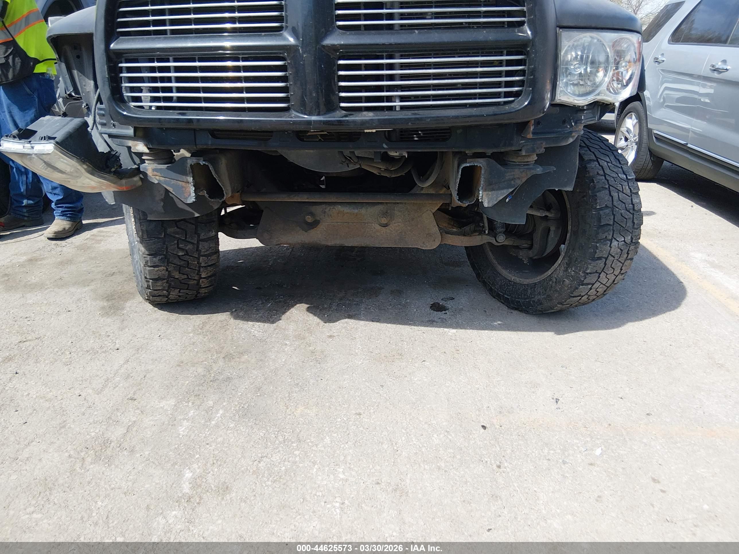 DODGE RAM image 6